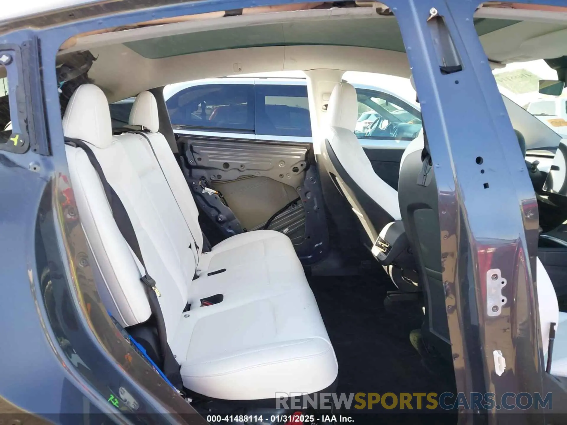 8 Photograph of a damaged car 7SAYGDEE4PA181013 TESLA MODEL Y 2023