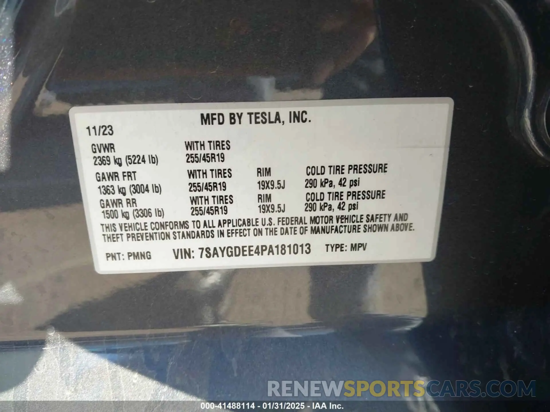 9 Photograph of a damaged car 7SAYGDEE4PA181013 TESLA MODEL Y 2023