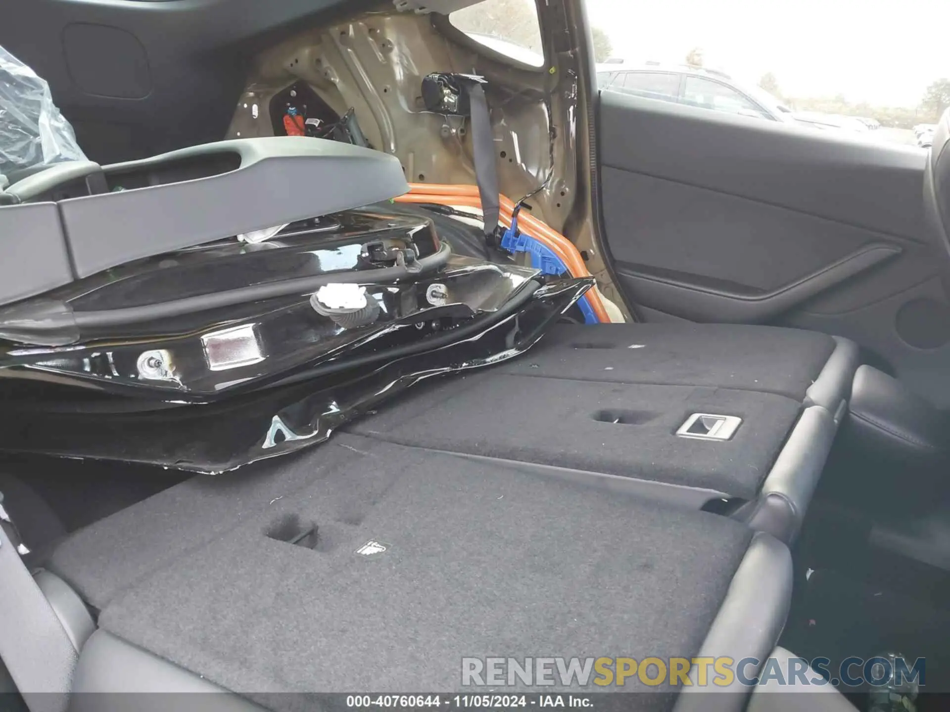 8 Photograph of a damaged car 7SAYGDEE4PA185160 TESLA MODEL Y 2023