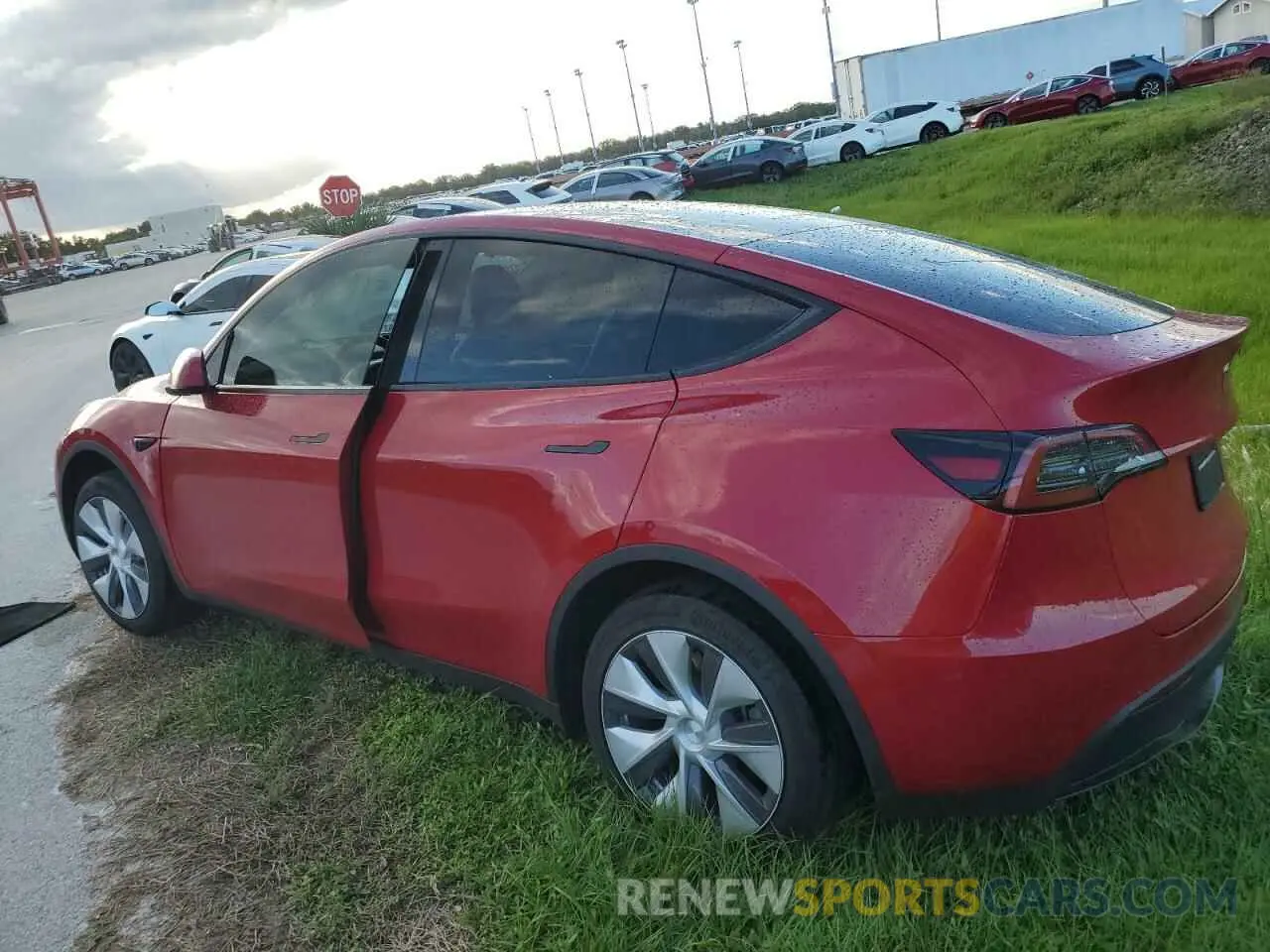 2 Photograph of a damaged car 7SAYGDEE4PF606555 TESLA MODEL Y 2023