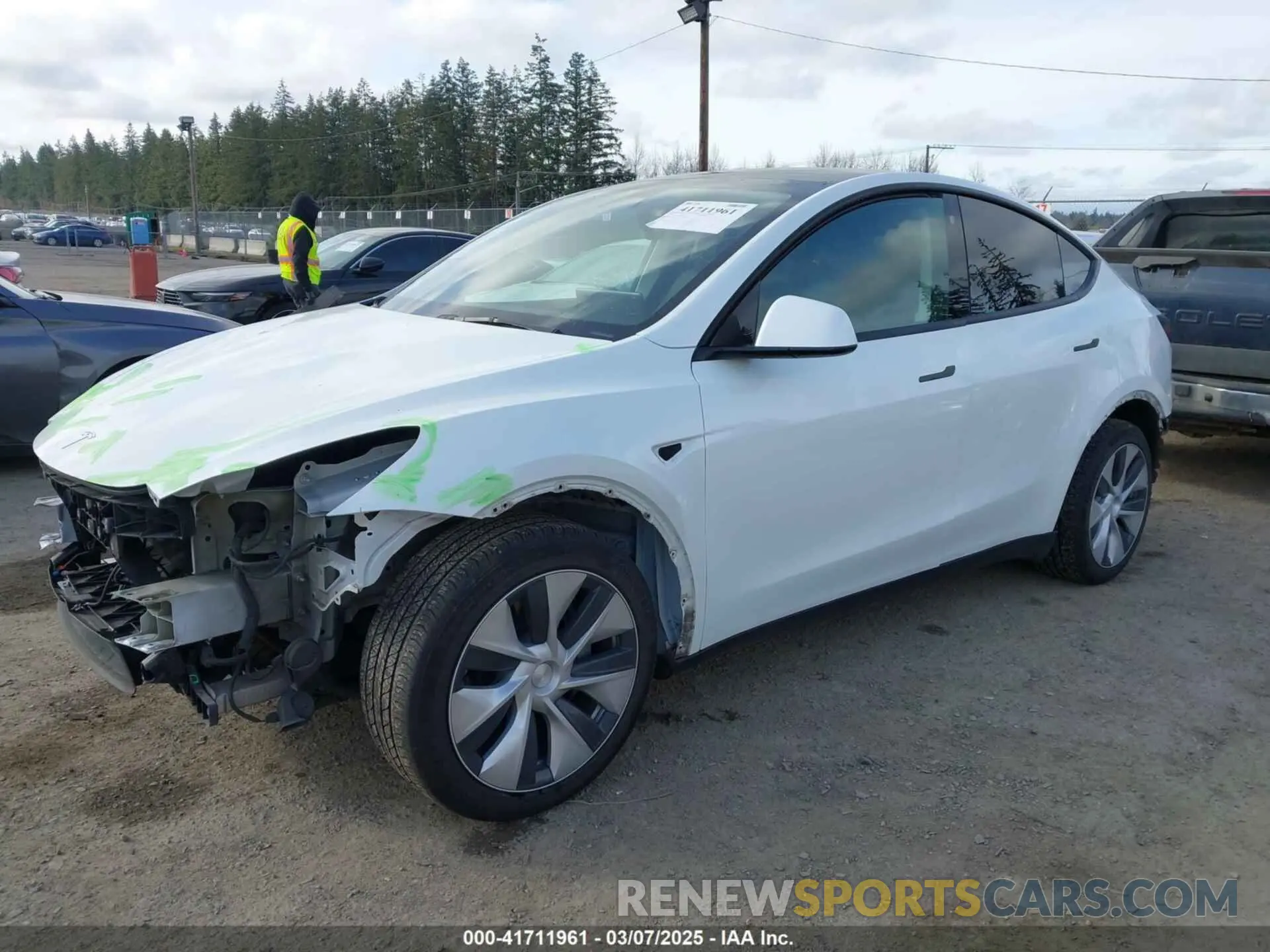 2 Фотография поврежденного автомобиля 7SAYGDEE4PF606636 TESLA MODEL Y 2023
