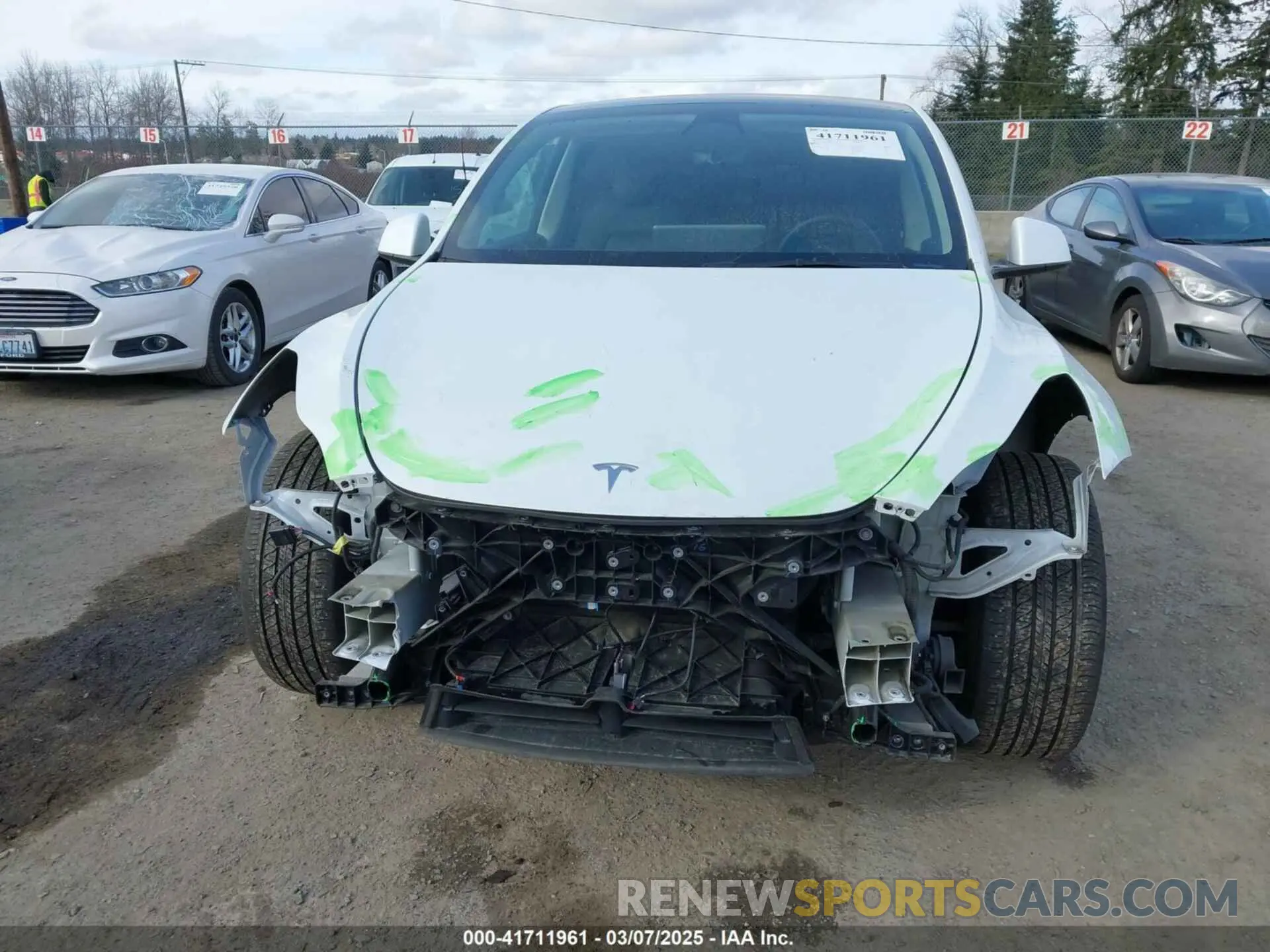 6 Фотография поврежденного автомобиля 7SAYGDEE4PF606636 TESLA MODEL Y 2023