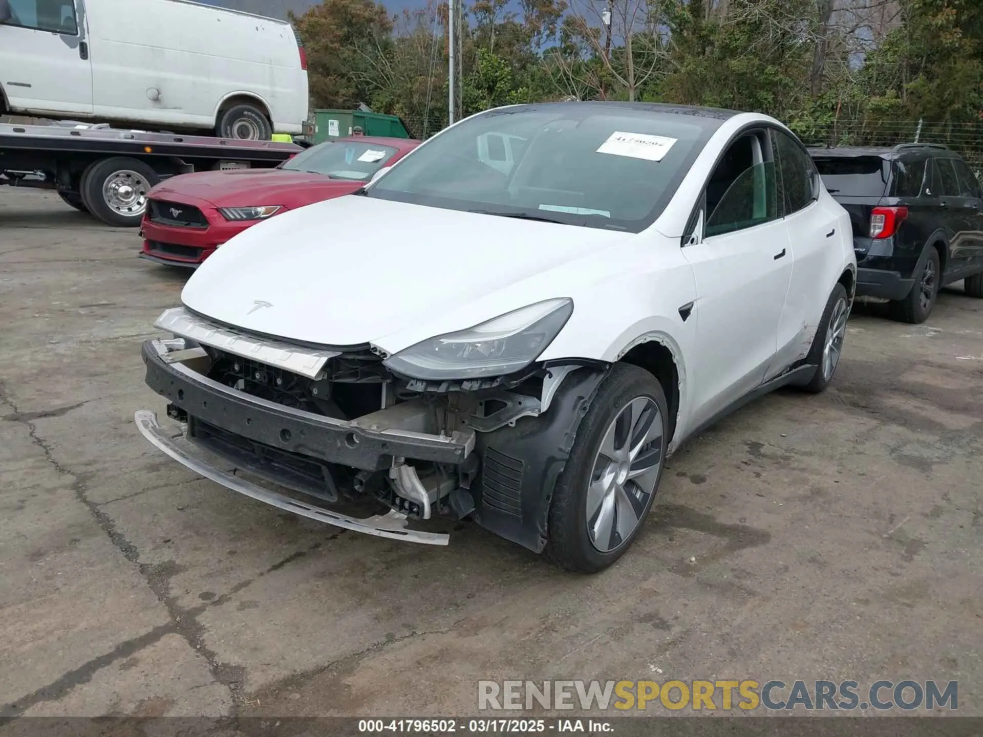 6 Photograph of a damaged car 7SAYGDEE4PF621640 TESLA MODEL Y 2023