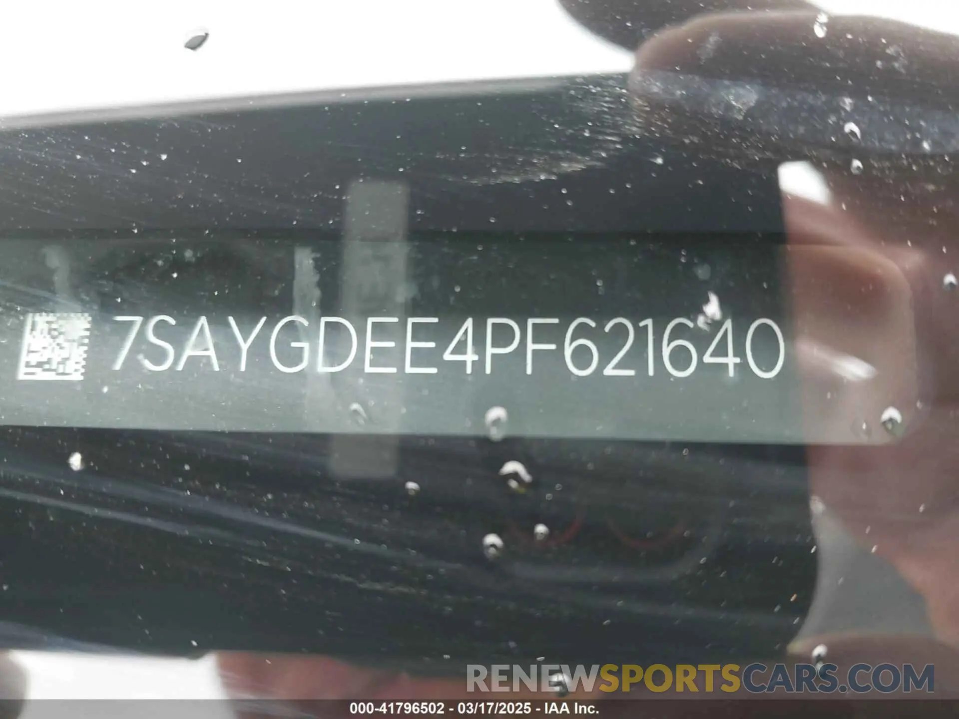 9 Photograph of a damaged car 7SAYGDEE4PF621640 TESLA MODEL Y 2023