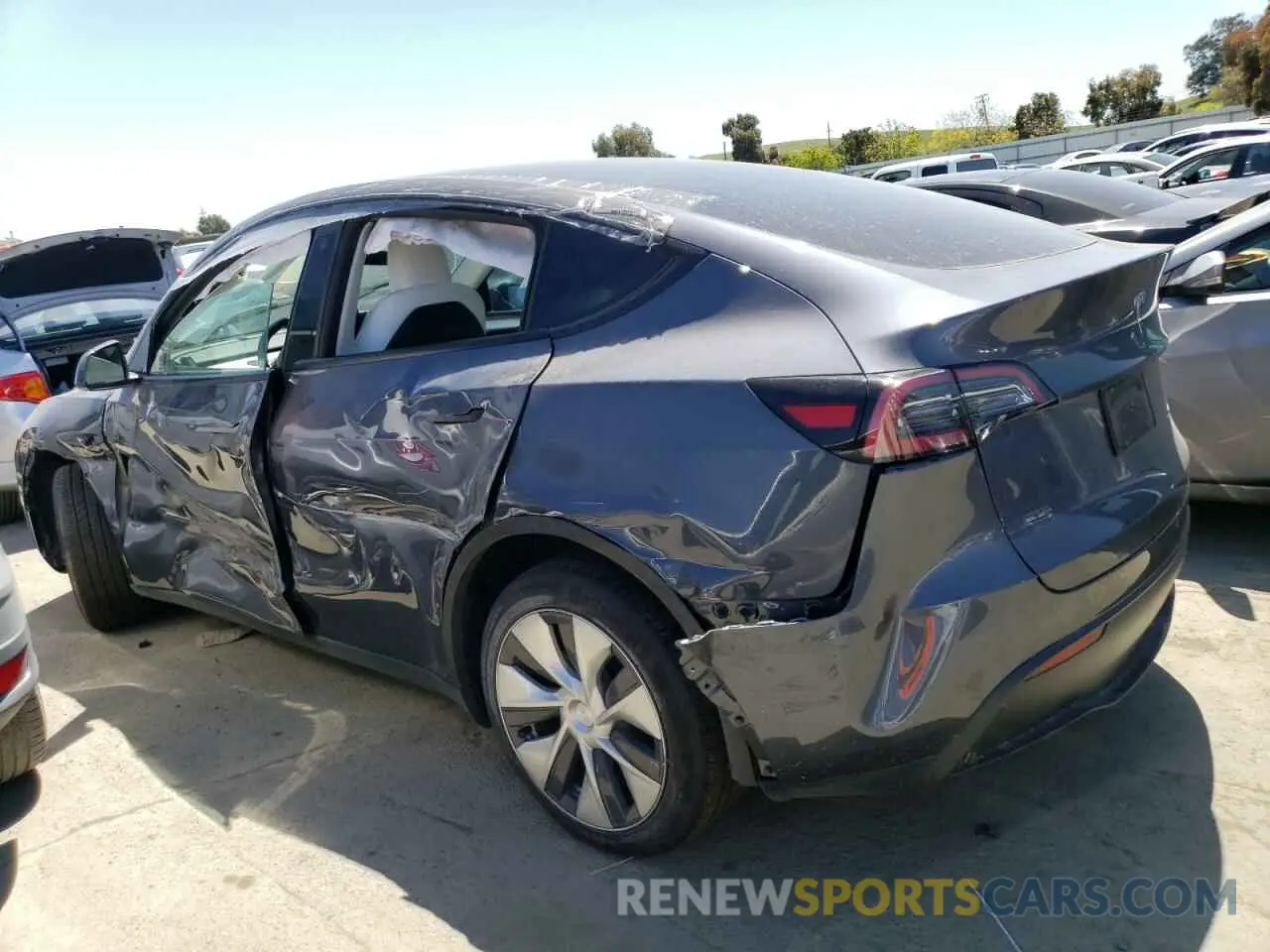 2 Photograph of a damaged car 7SAYGDEE4PF624599 TESLA MODEL Y 2023