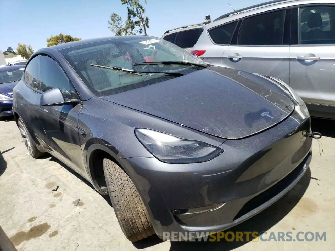 4 Photograph of a damaged car 7SAYGDEE4PF624599 TESLA MODEL Y 2023