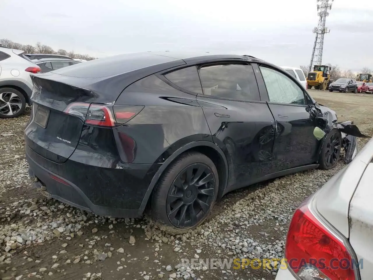 3 Photograph of a damaged car 7SAYGDEE4PF637868 TESLA MODEL Y 2023