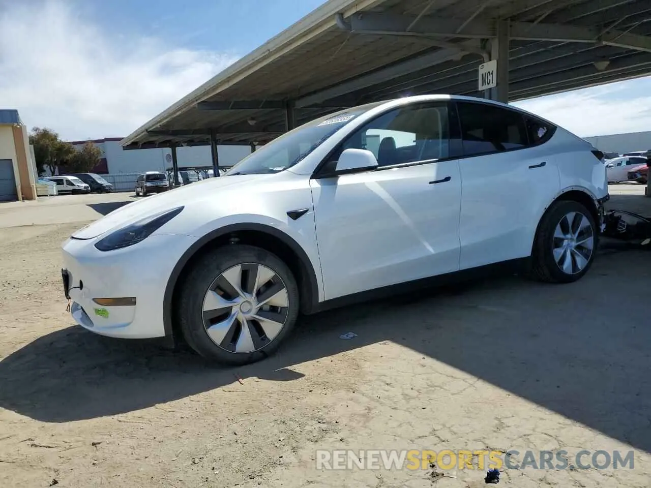 1 Фотография поврежденного автомобиля 7SAYGDEE4PF687251 TESLA MODEL Y 2023