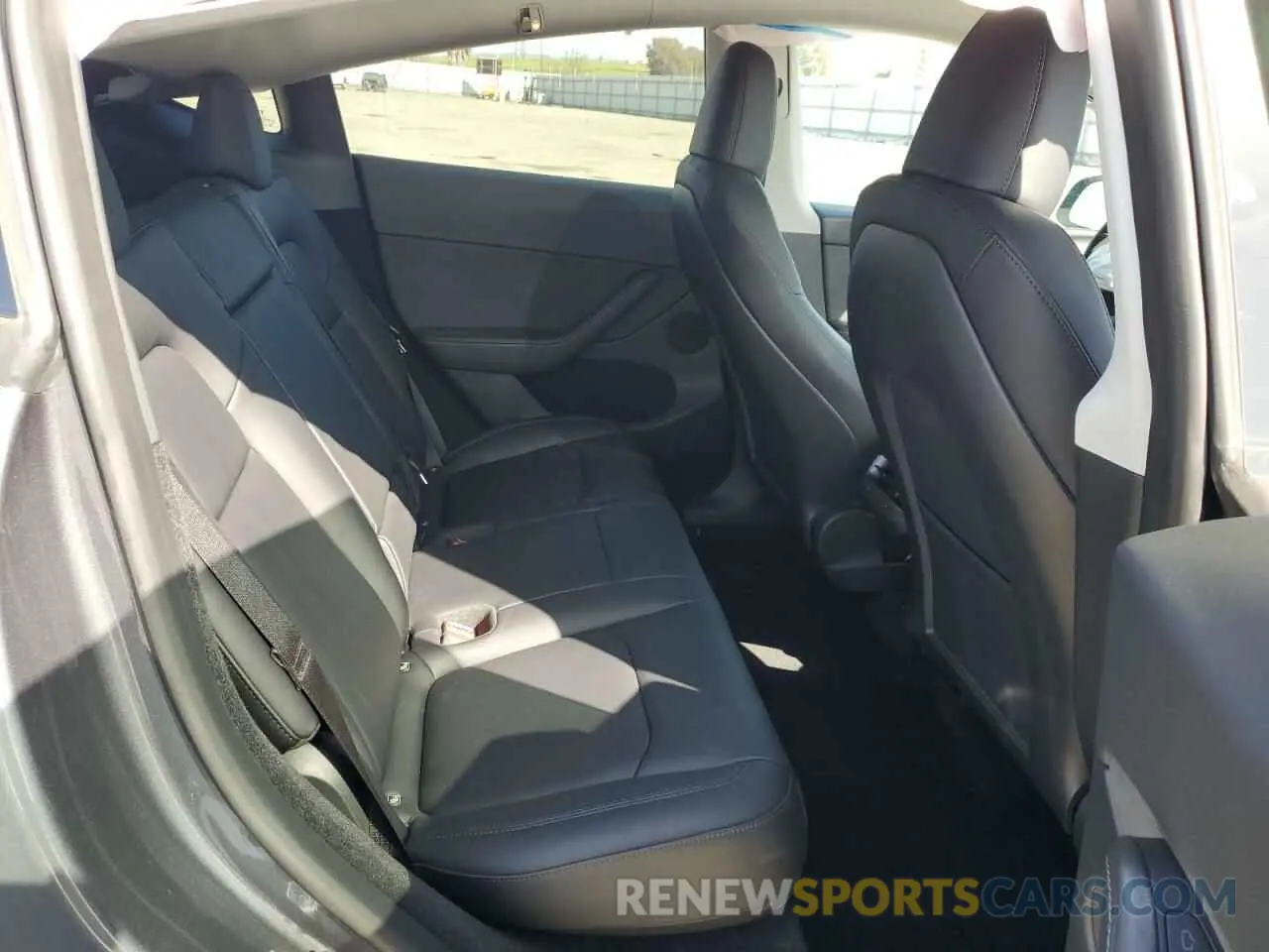 10 Фотография поврежденного автомобиля 7SAYGDEE4PF714674 TESLA MODEL Y 2023