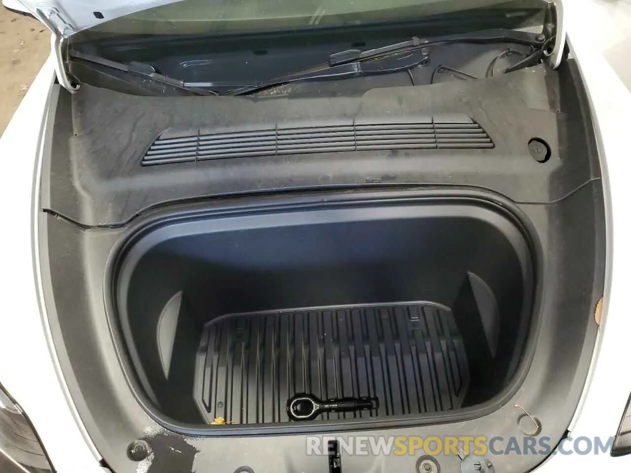 11 Photograph of a damaged car 7SAYGDEE4PF755595 TESLA MODEL Y 2023