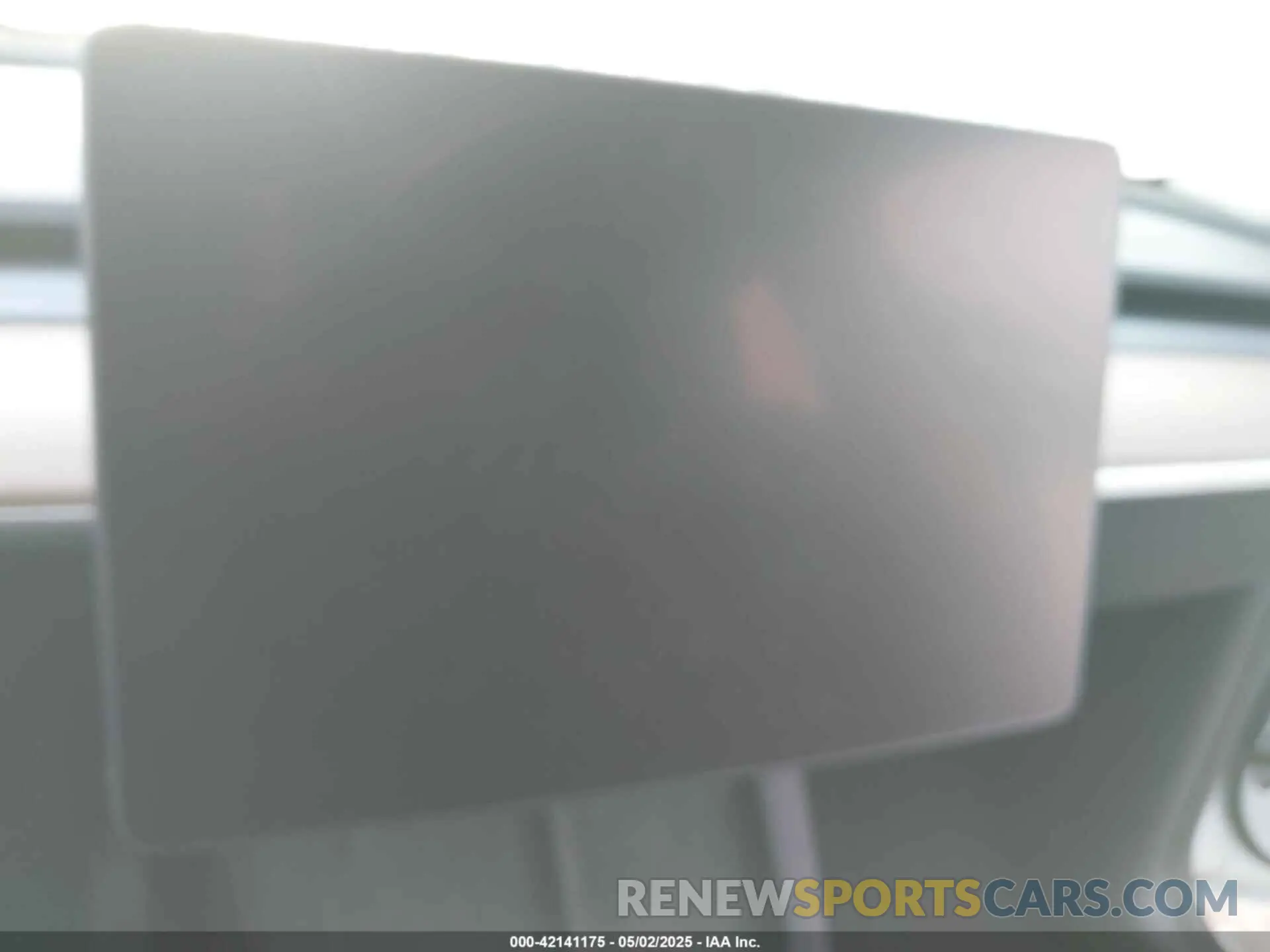 18 Photograph of a damaged car 7SAYGDEE4PF770307 TESLA MODEL Y 2023