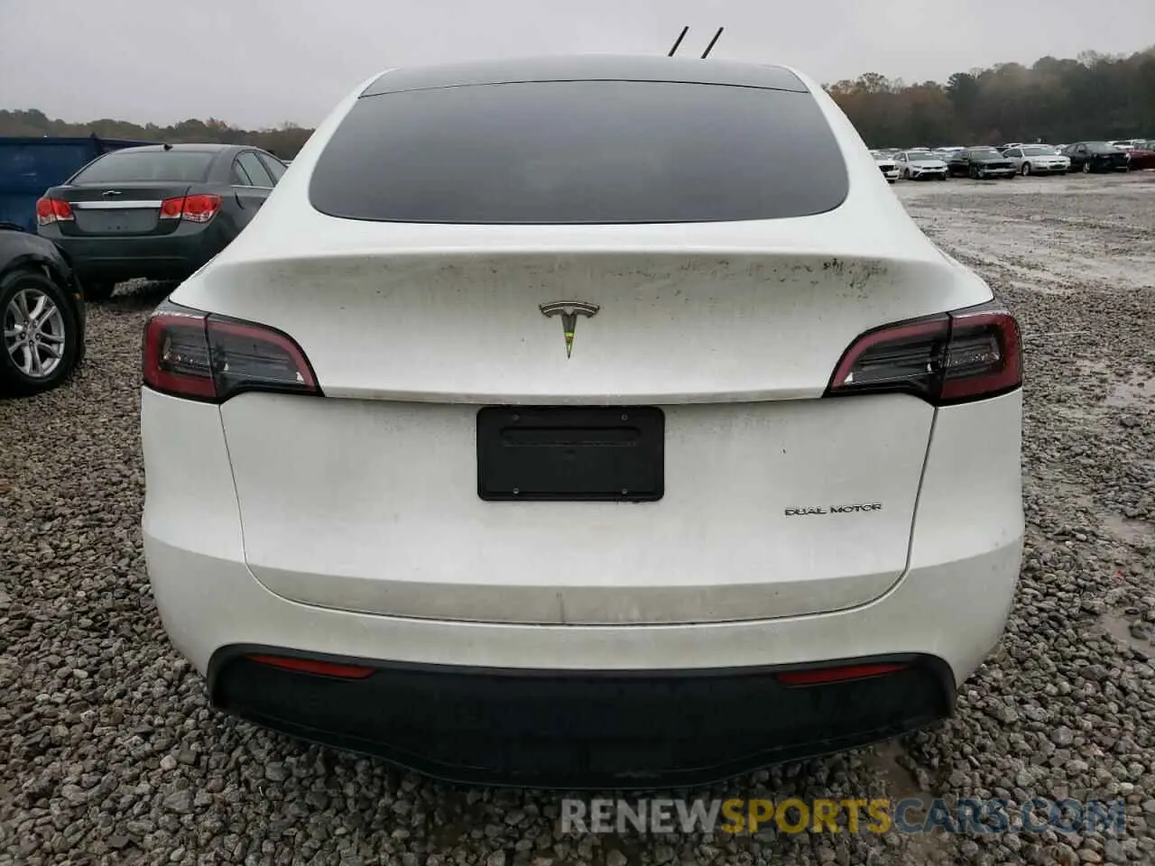 6 Photograph of a damaged car 7SAYGDEE4PF799273 TESLA MODEL Y 2023