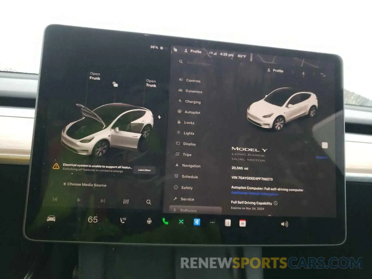 9 Photograph of a damaged car 7SAYGDEE4PF799273 TESLA MODEL Y 2023