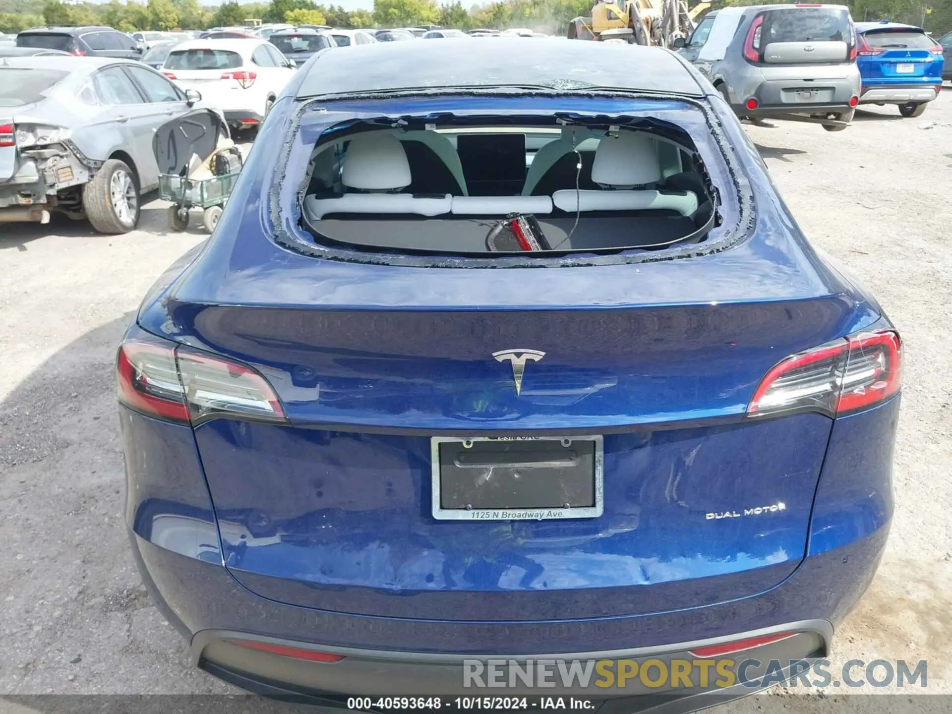 6 Photograph of a damaged car 7SAYGDEE4PF806190 TESLA MODEL Y 2023