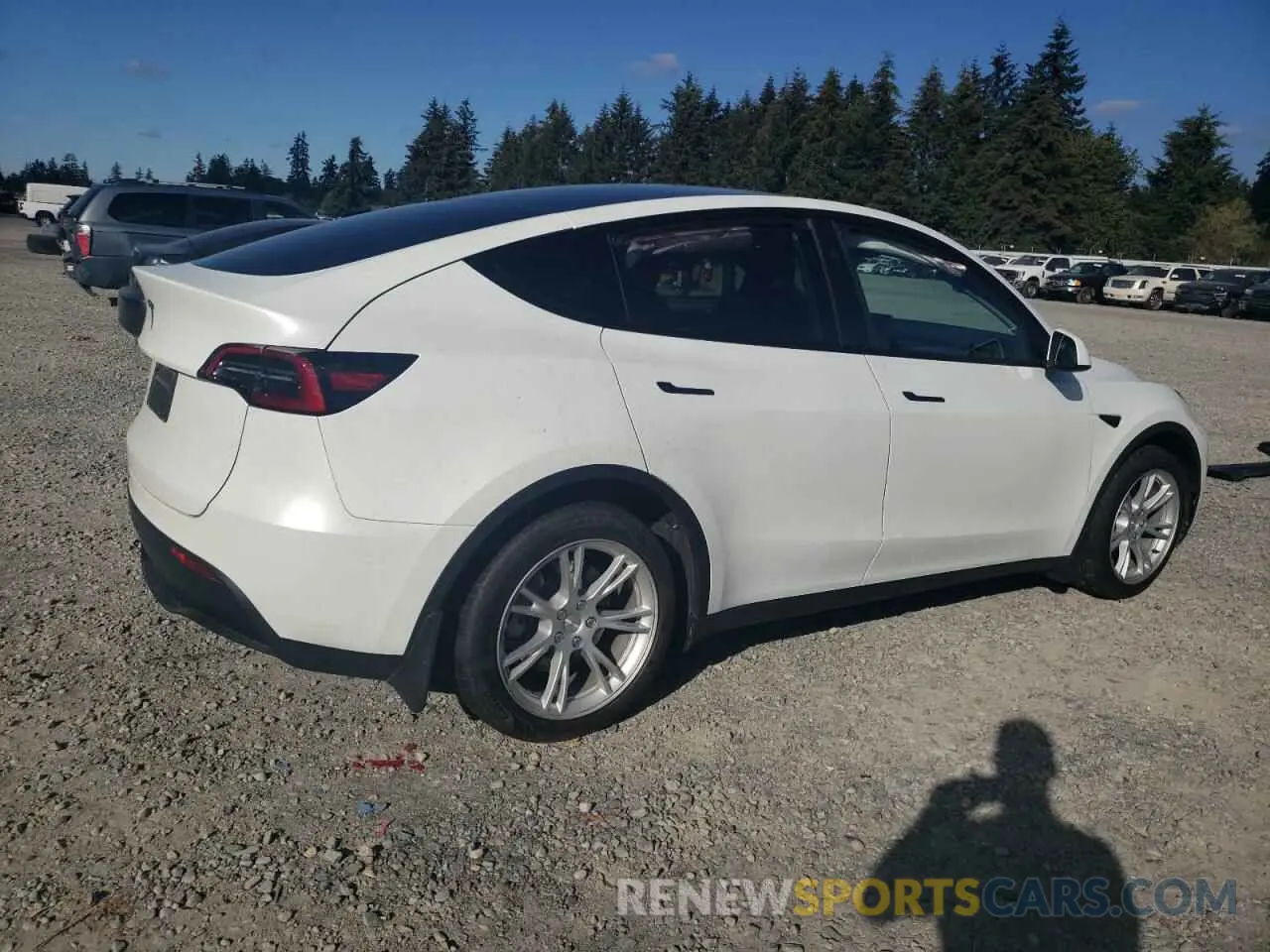 3 Photograph of a damaged car 7SAYGDEE4PF810742 TESLA MODEL Y 2023