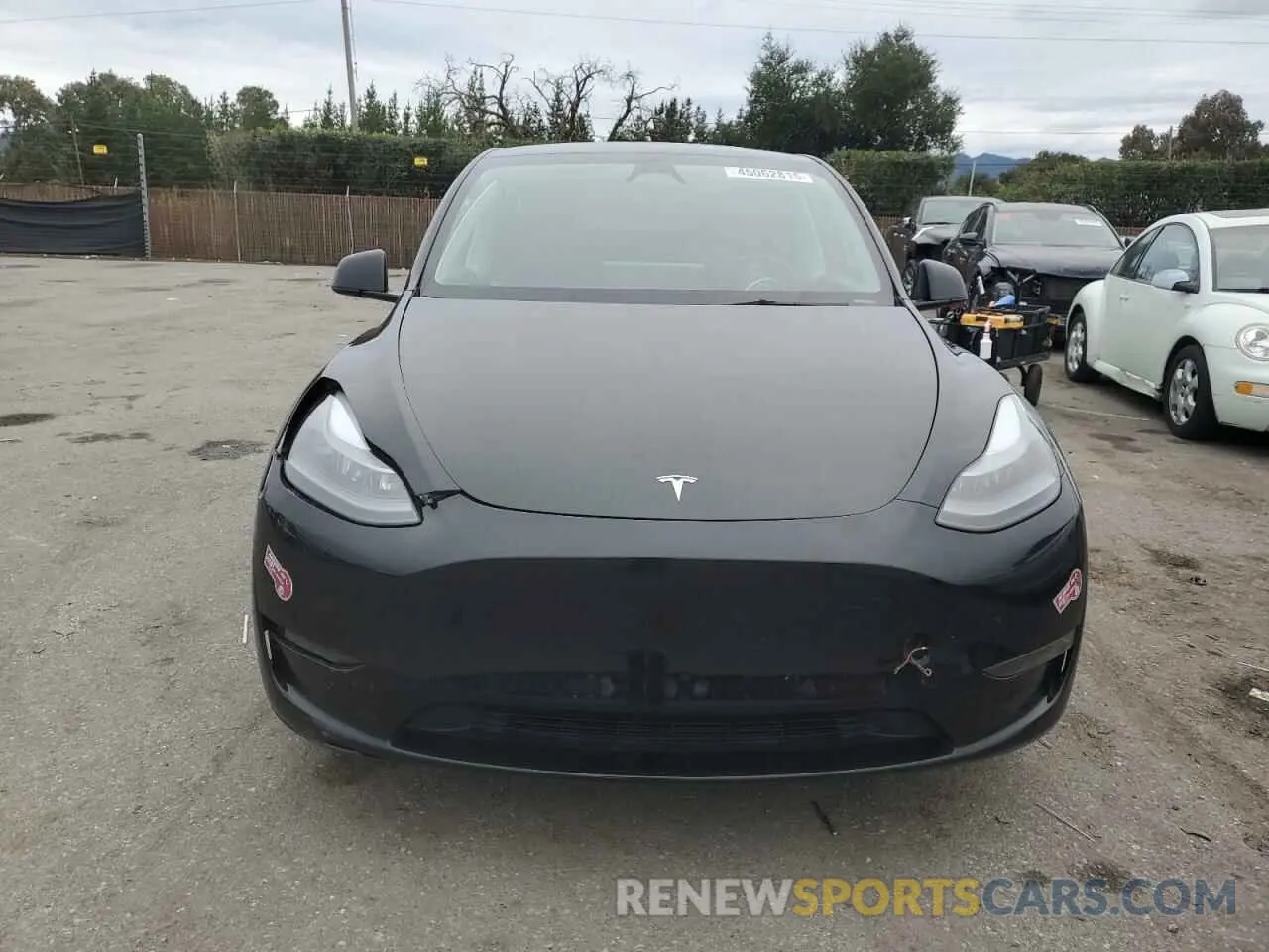 5 Photograph of a damaged car 7SAYGDEE4PF825709 TESLA MODEL Y 2023