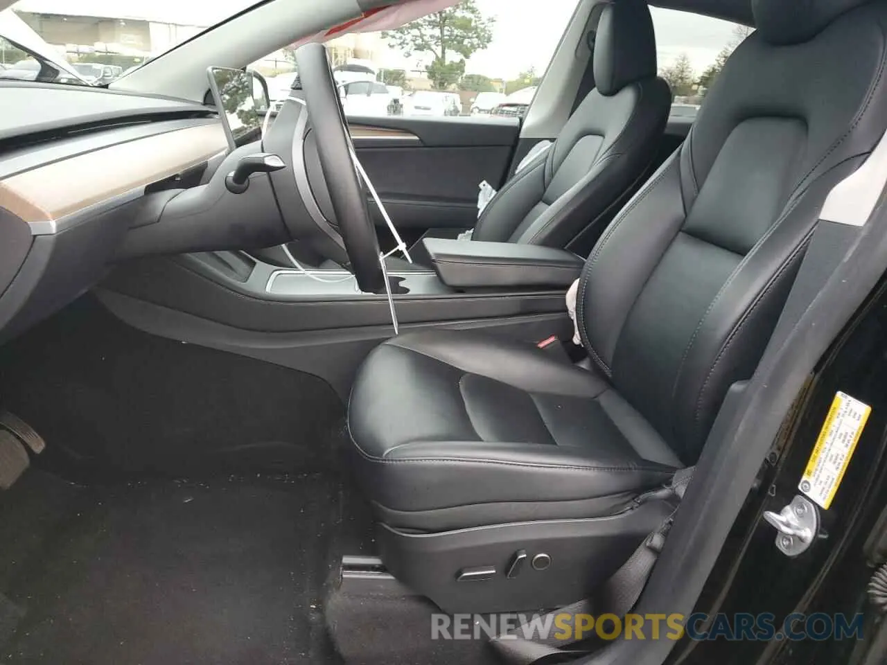 7 Photograph of a damaged car 7SAYGDEE4PF825709 TESLA MODEL Y 2023