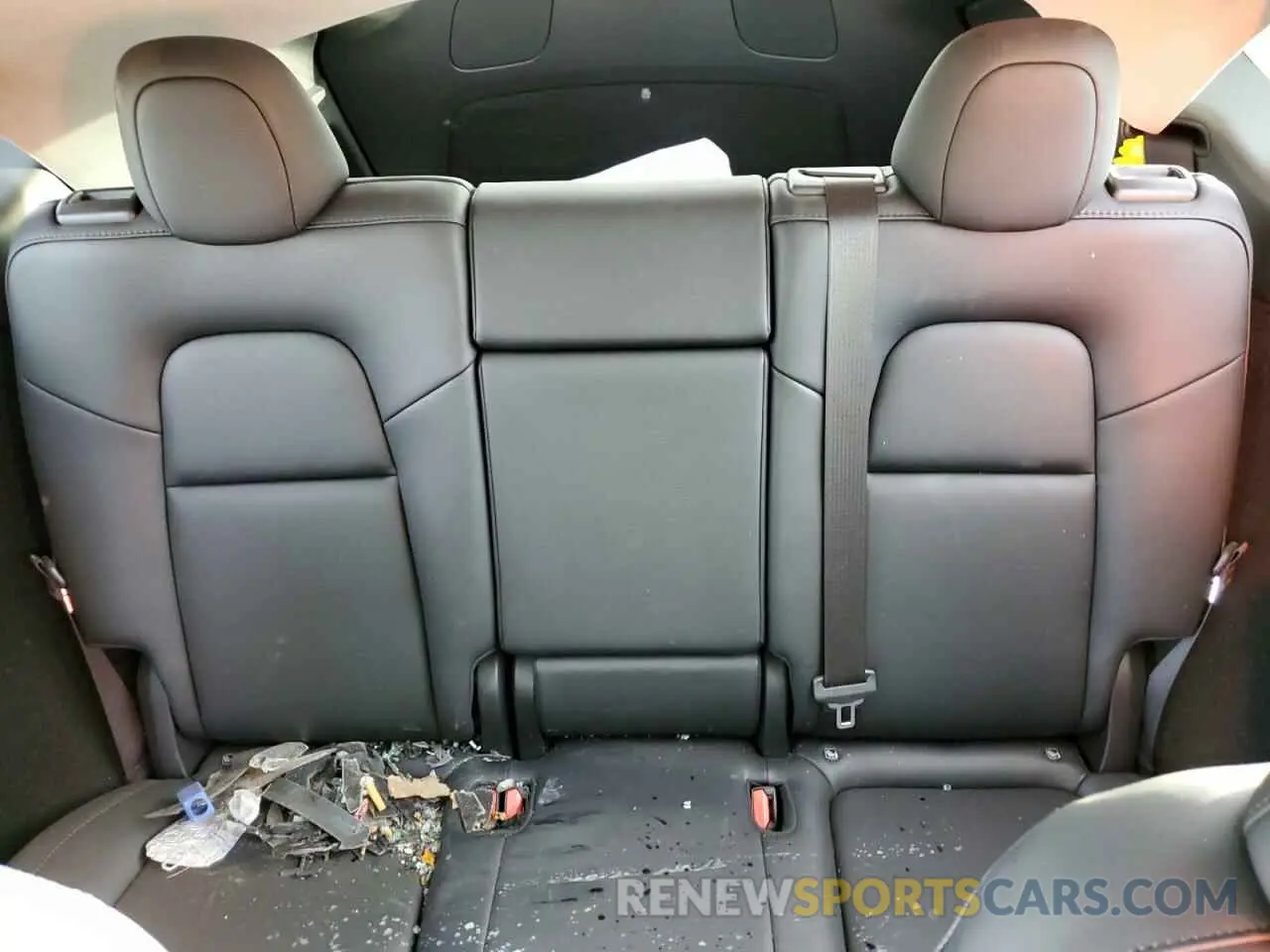 10 Photograph of a damaged car 7SAYGDEE4PF837424 TESLA MODEL Y 2023
