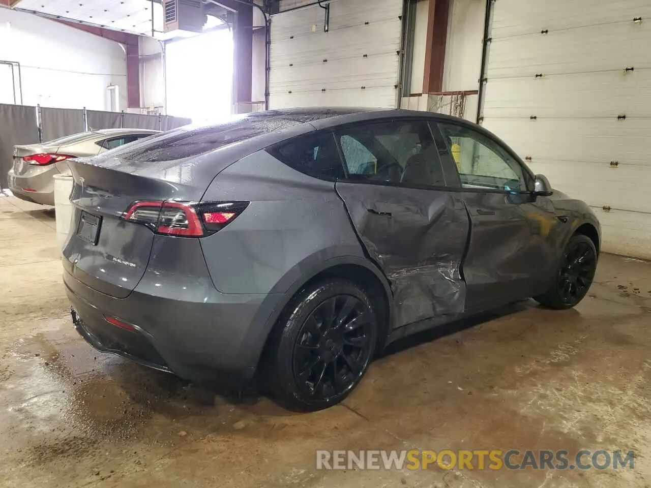 3 Фотография поврежденного автомобиля 7SAYGDEE4PF854773 TESLA MODEL Y 2023