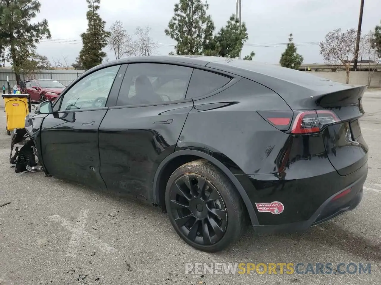 2 Photograph of a damaged car 7SAYGDEE4PF938821 TESLA MODEL Y 2023