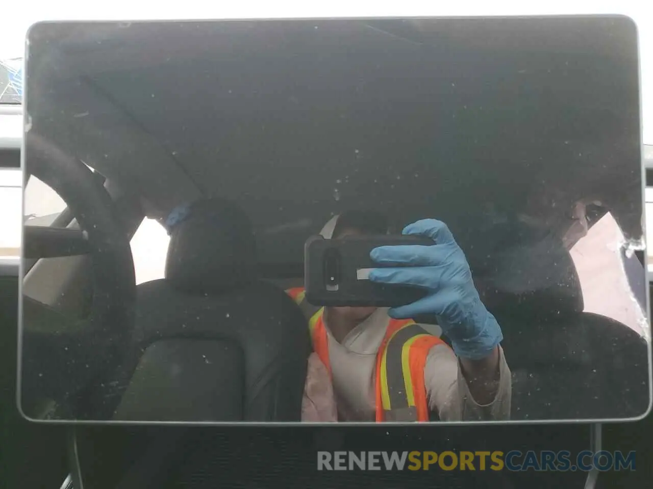 9 Photograph of a damaged car 7SAYGDEE4PF938821 TESLA MODEL Y 2023