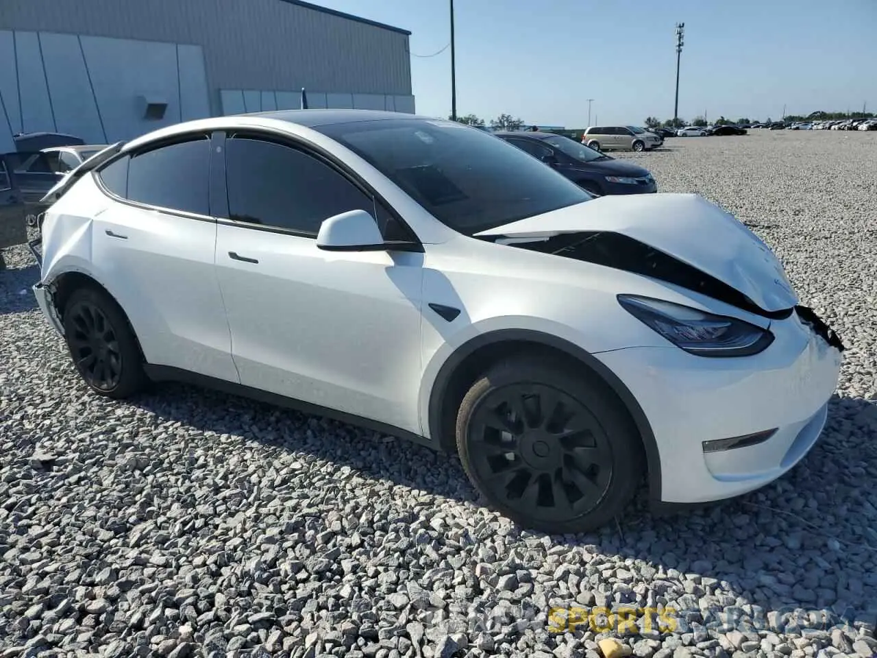 4 Photograph of a damaged car 7SAYGDEE5PA053525 TESLA MODEL Y 2023