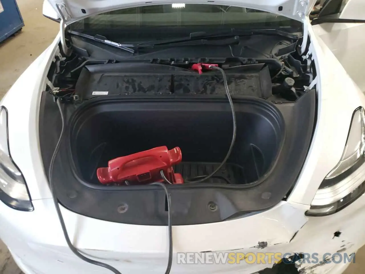 12 Photograph of a damaged car 7SAYGDEE5PA067389 TESLA MODEL Y 2023