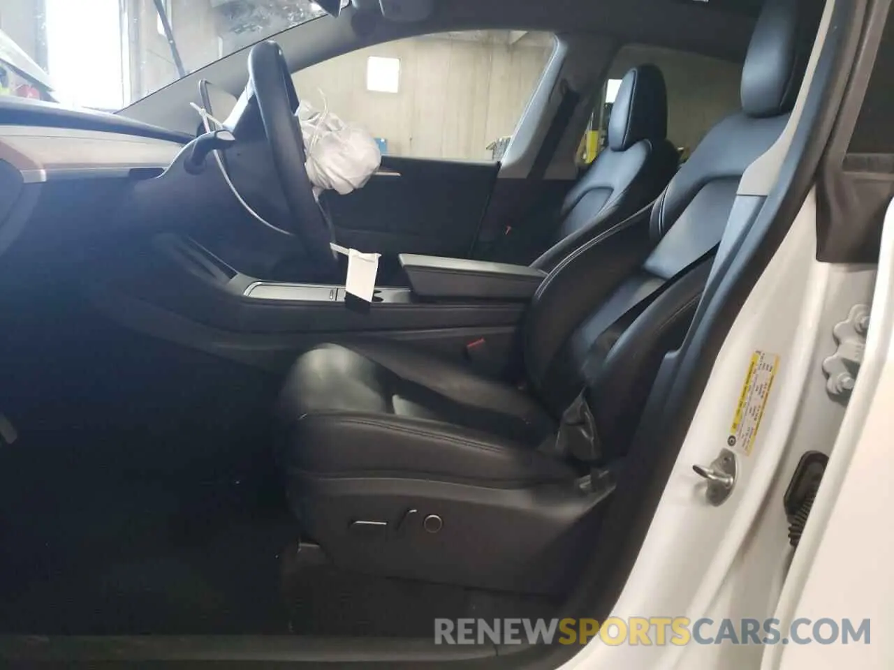 7 Photograph of a damaged car 7SAYGDEE5PA067389 TESLA MODEL Y 2023