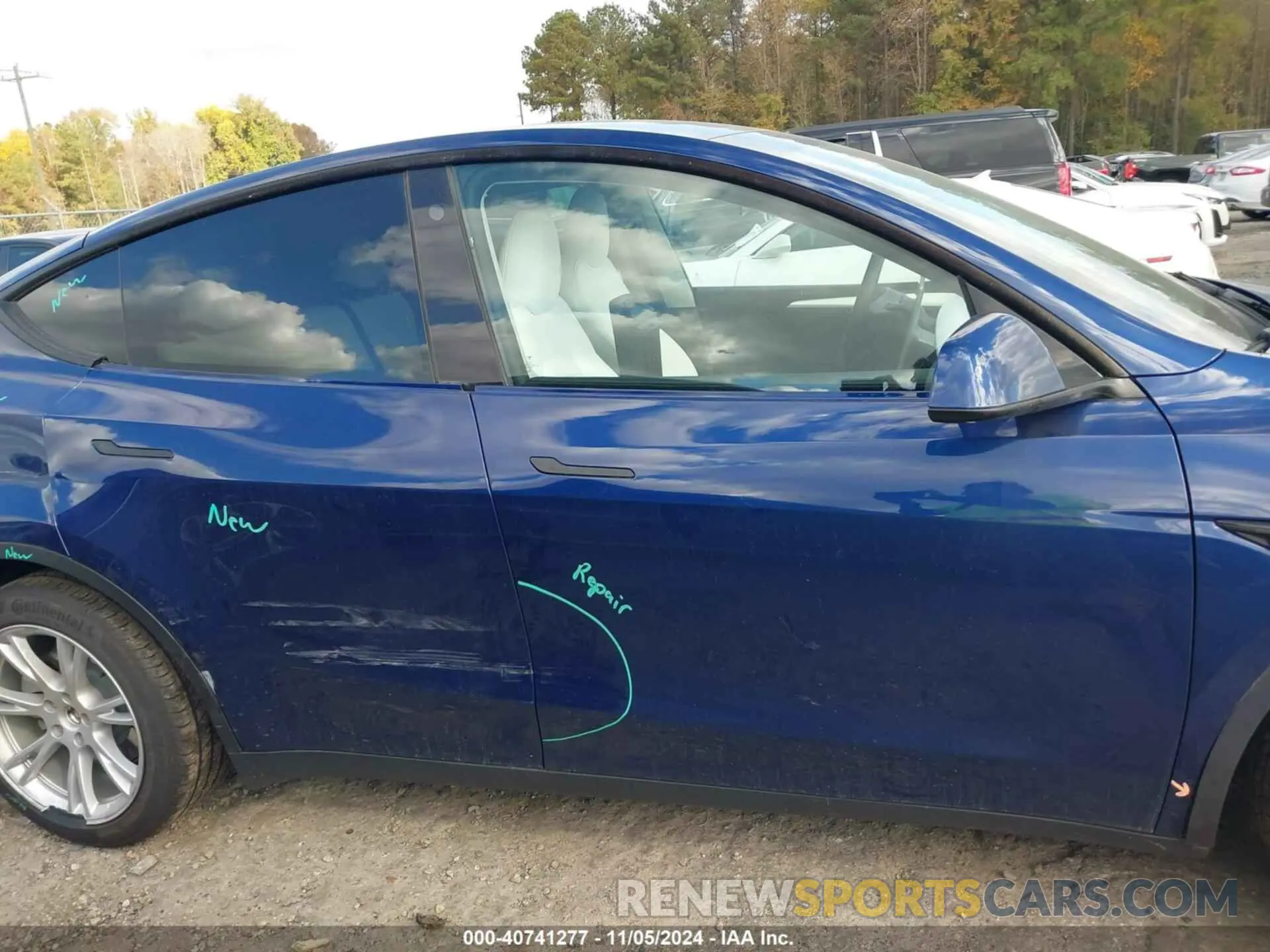 12 Photograph of a damaged car 7SAYGDEE5PA090946 TESLA MODEL Y 2023
