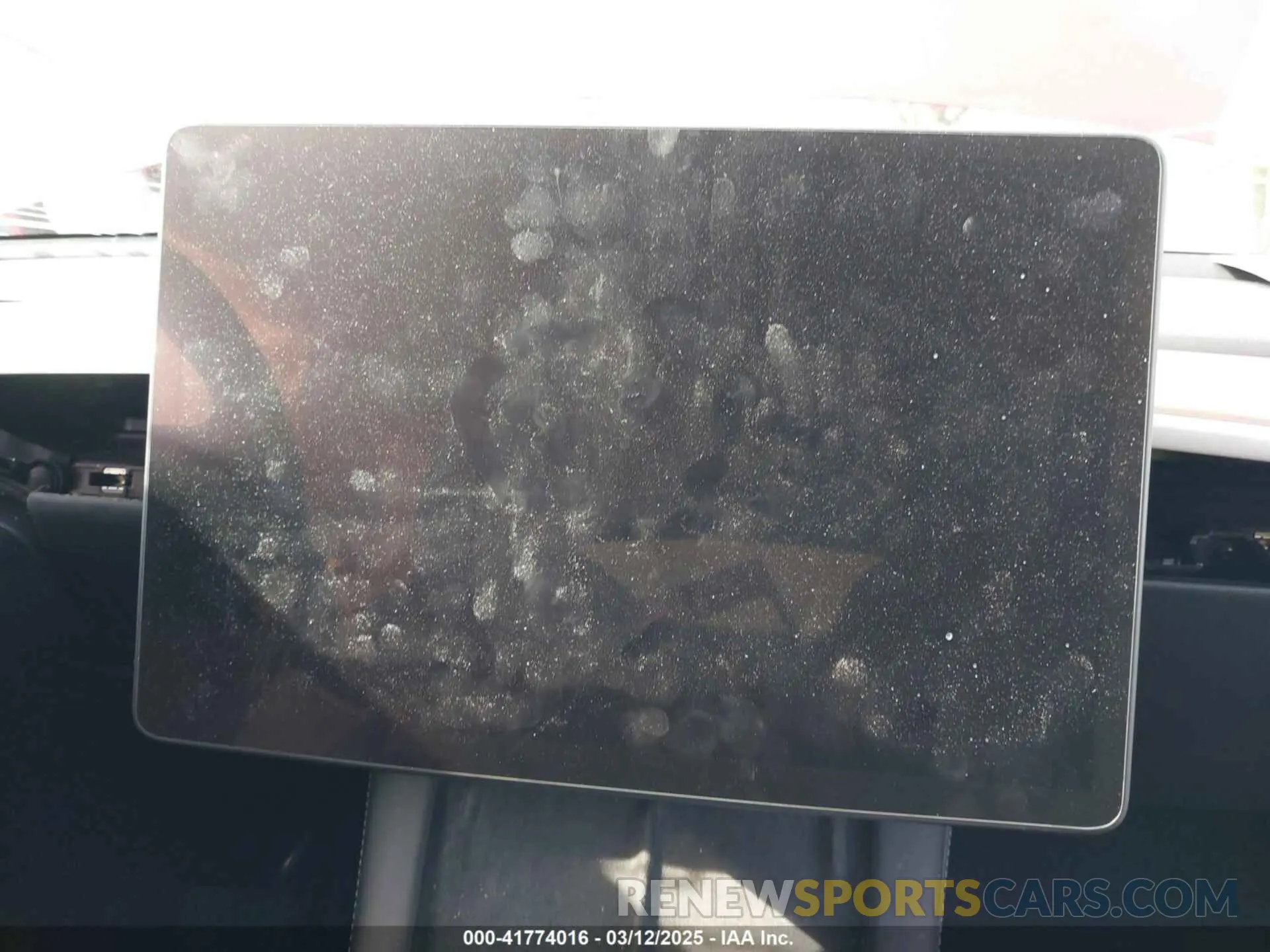14 Photograph of a damaged car 7SAYGDEE5PA094138 TESLA MODEL Y 2023