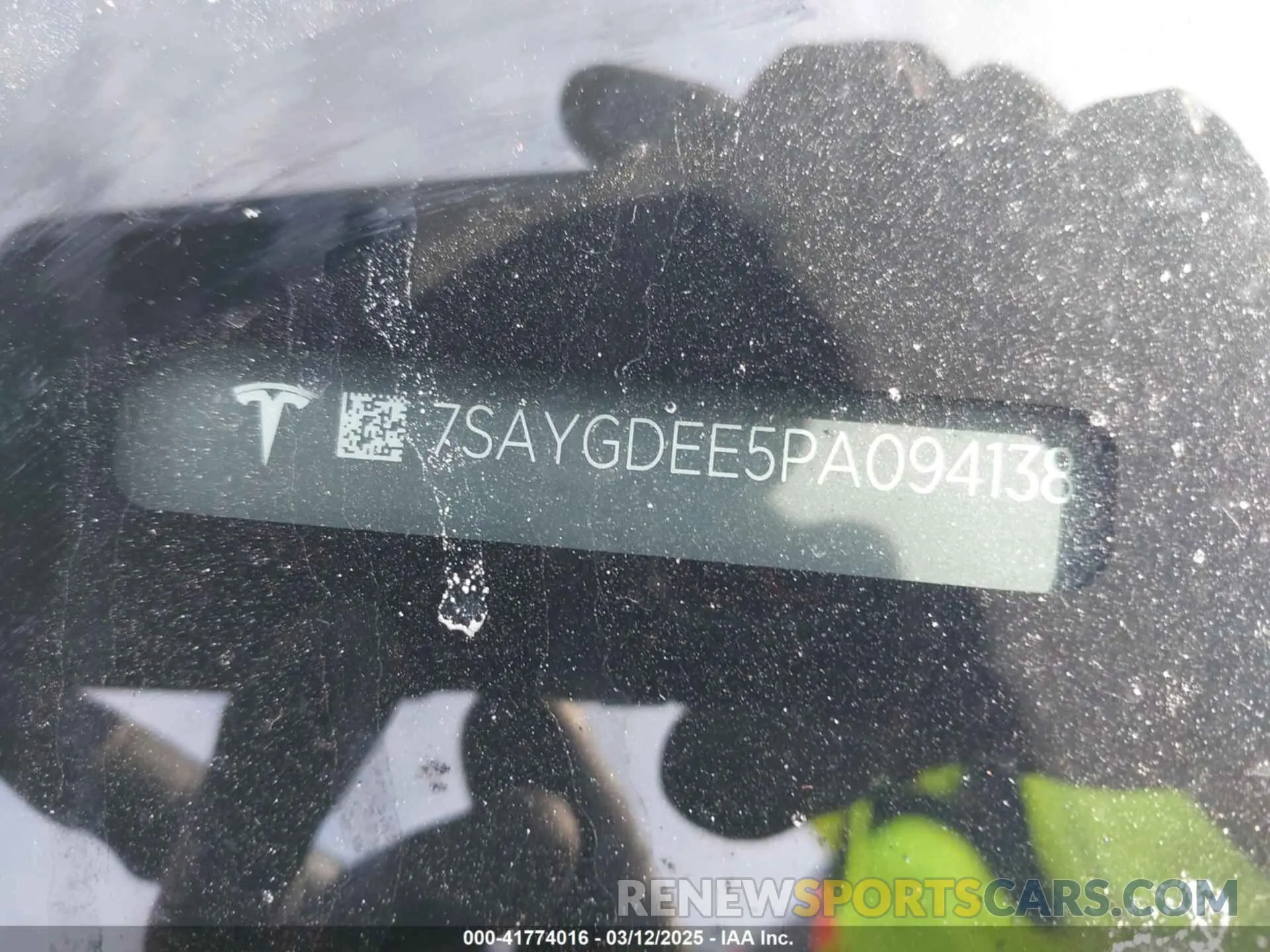 9 Photograph of a damaged car 7SAYGDEE5PA094138 TESLA MODEL Y 2023