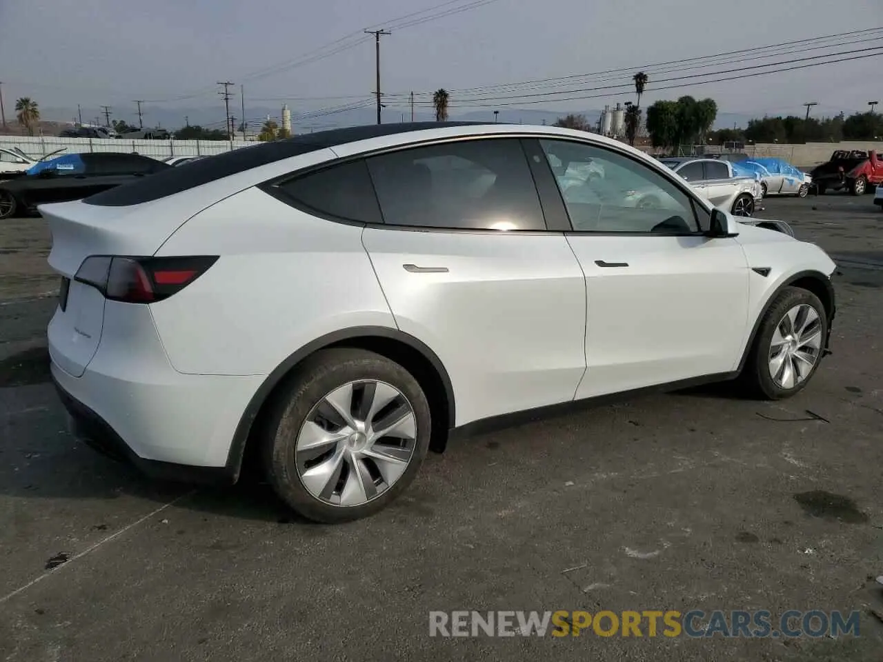 3 Фотография поврежденного автомобиля 7SAYGDEE5PA125887 TESLA MODEL Y 2023
