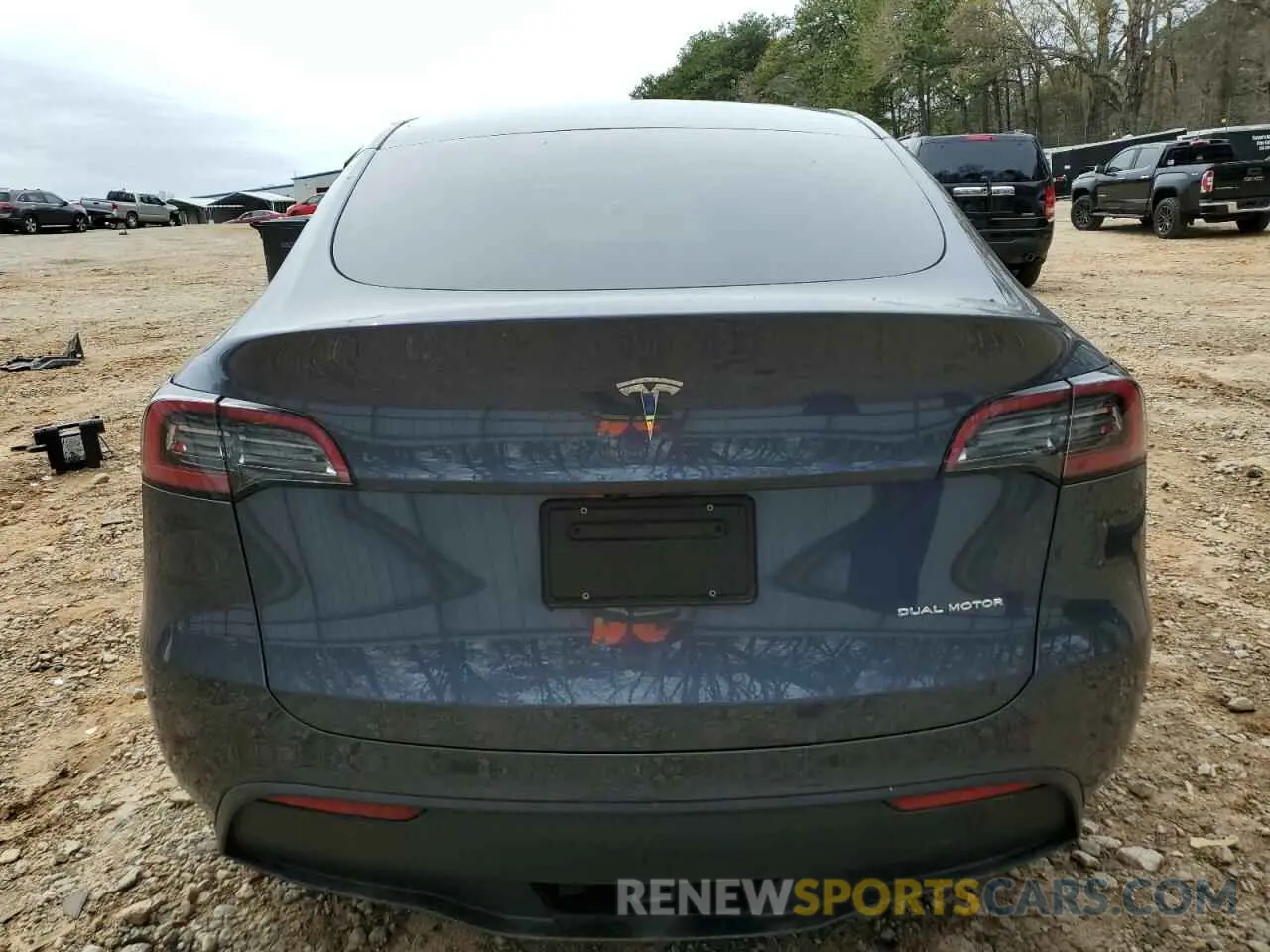 6 Photograph of a damaged car 7SAYGDEE5PA164270 TESLA MODEL Y 2023
