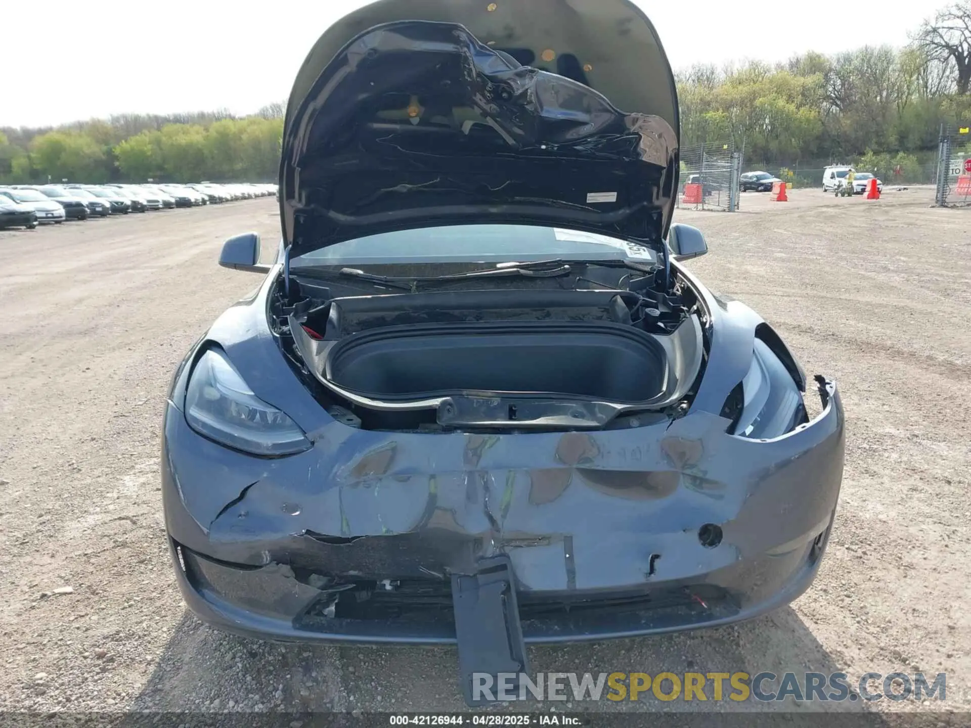13 Фотография поврежденного автомобиля 7SAYGDEE5PA200040 TESLA MODEL Y 2023