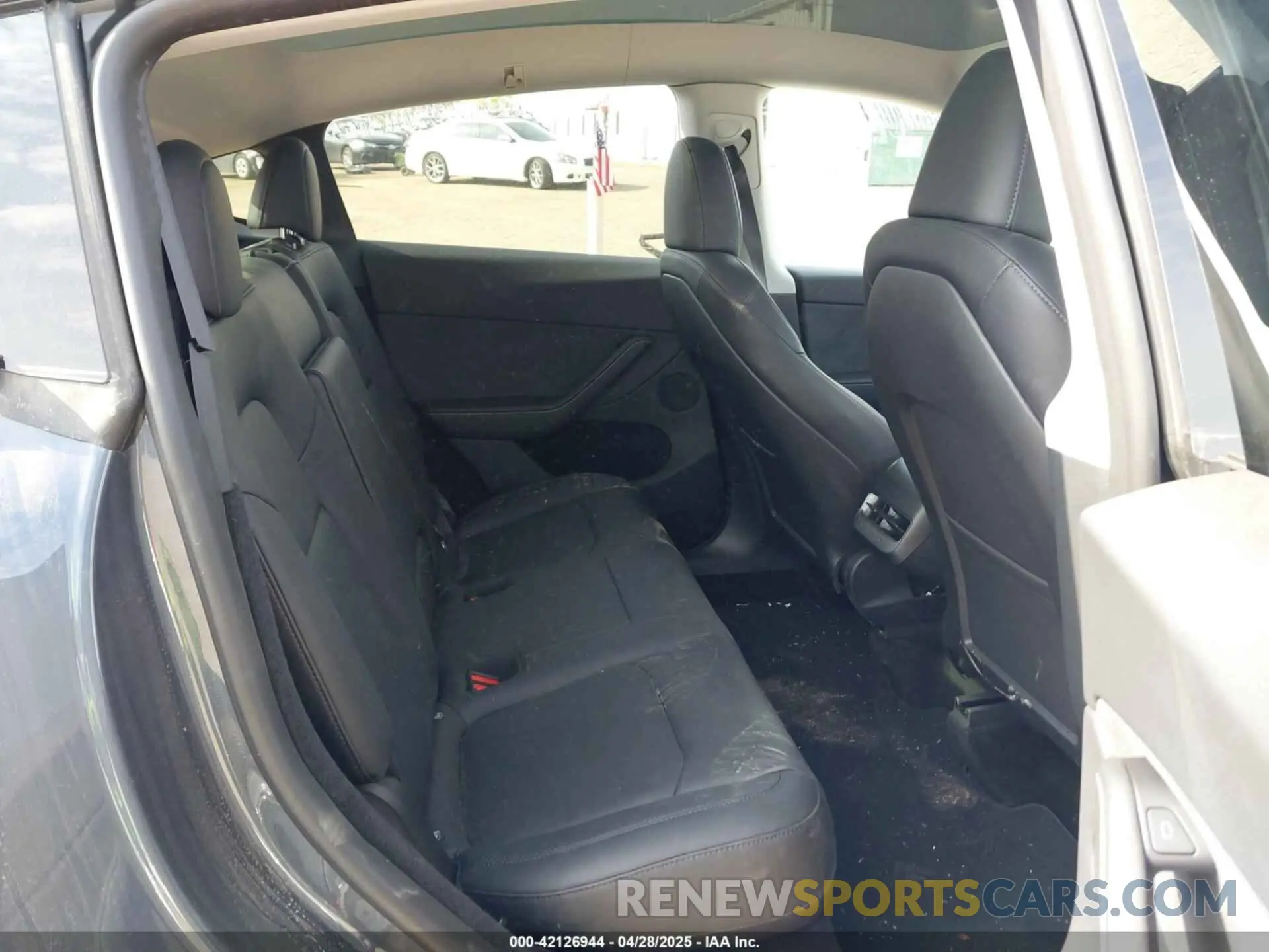 8 Фотография поврежденного автомобиля 7SAYGDEE5PA200040 TESLA MODEL Y 2023