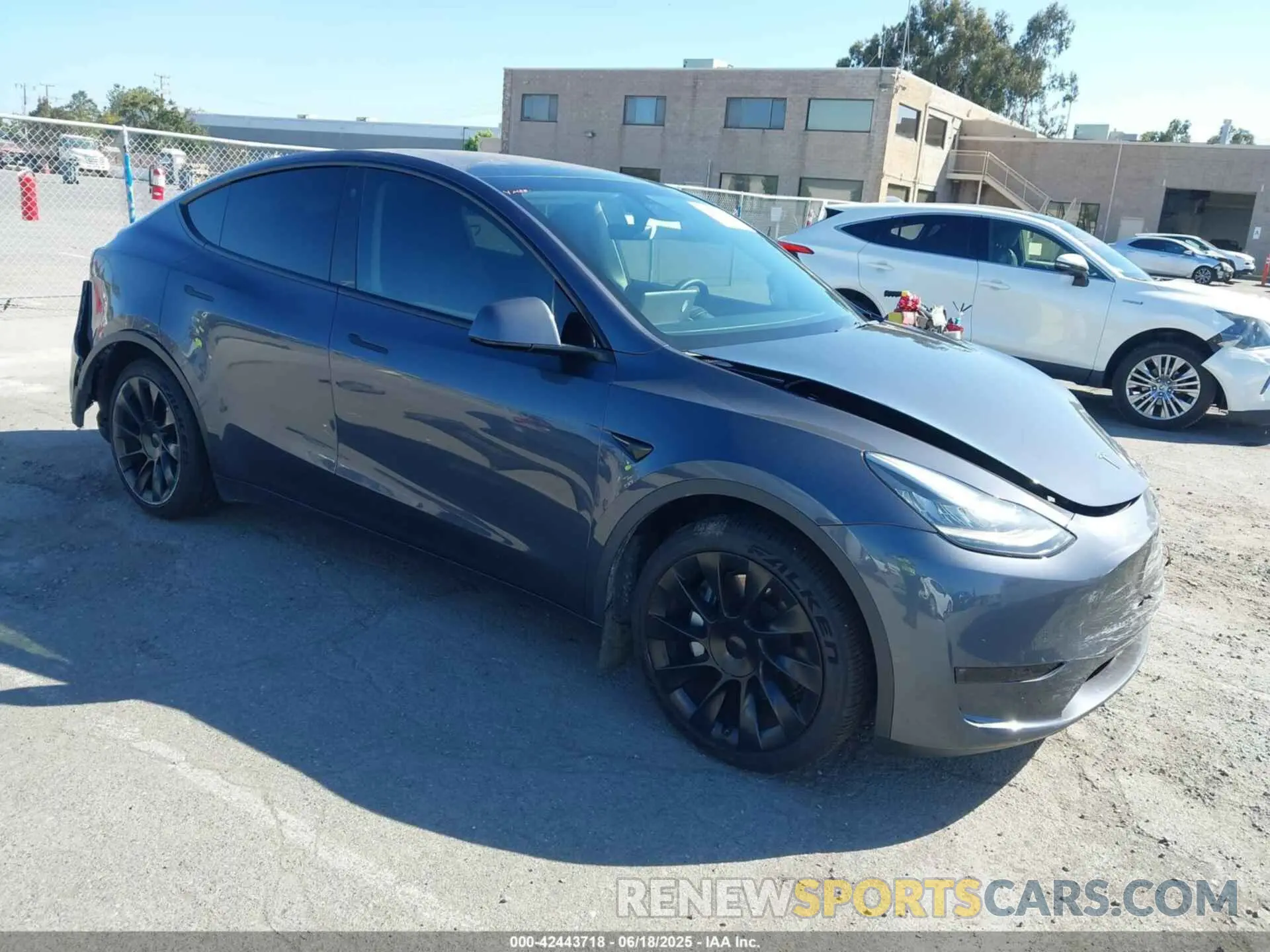 1 Photograph of a damaged car 7SAYGDEE5PF588017 TESLA MODEL Y 2023