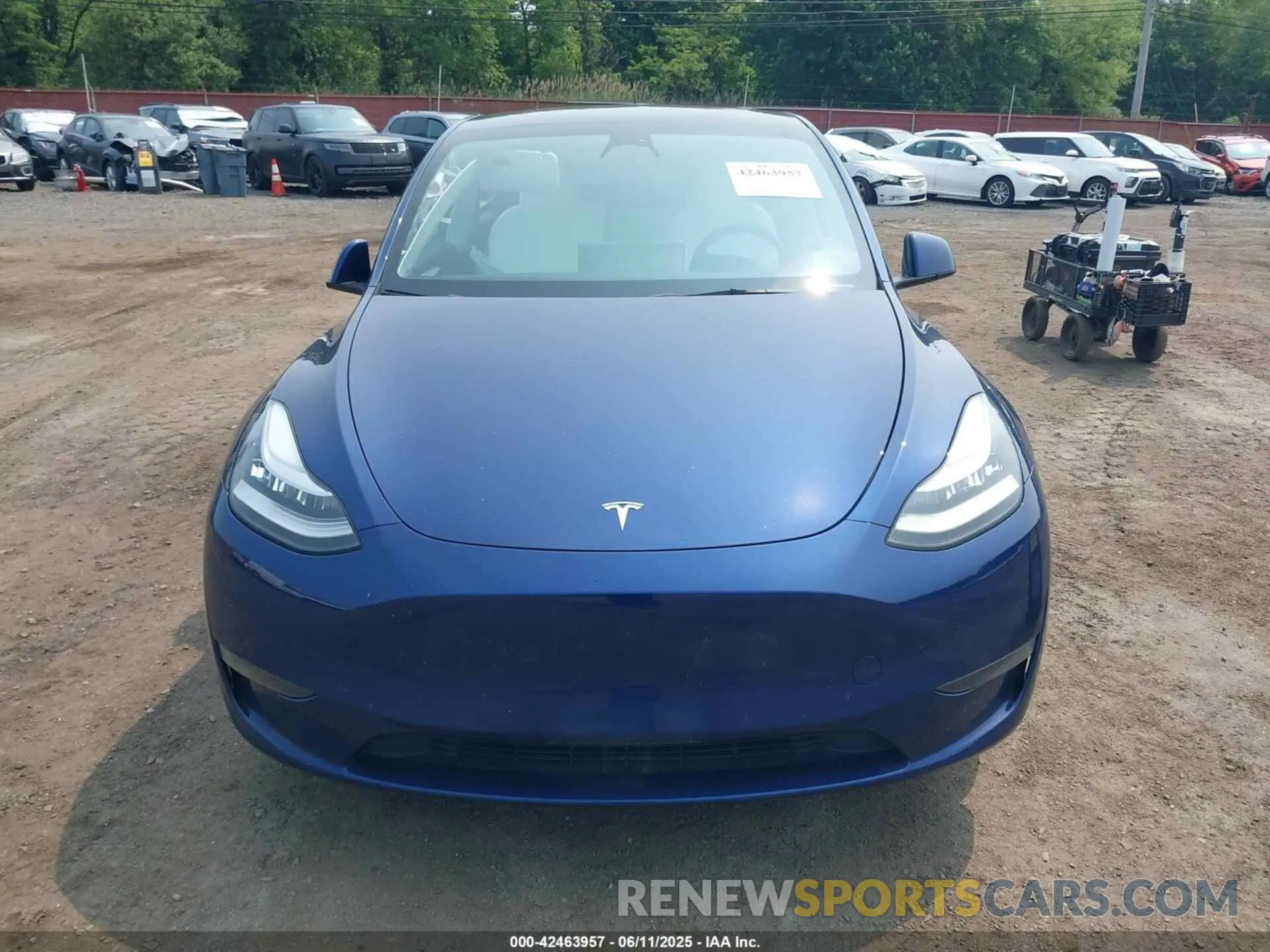 12 Photograph of a damaged car 7SAYGDEE5PF613627 TESLA MODEL Y 2023