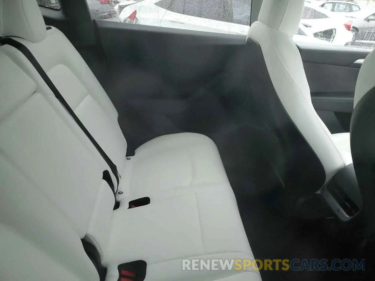 10 Photograph of a damaged car 7SAYGDEE5PF621601 TESLA MODEL Y 2023