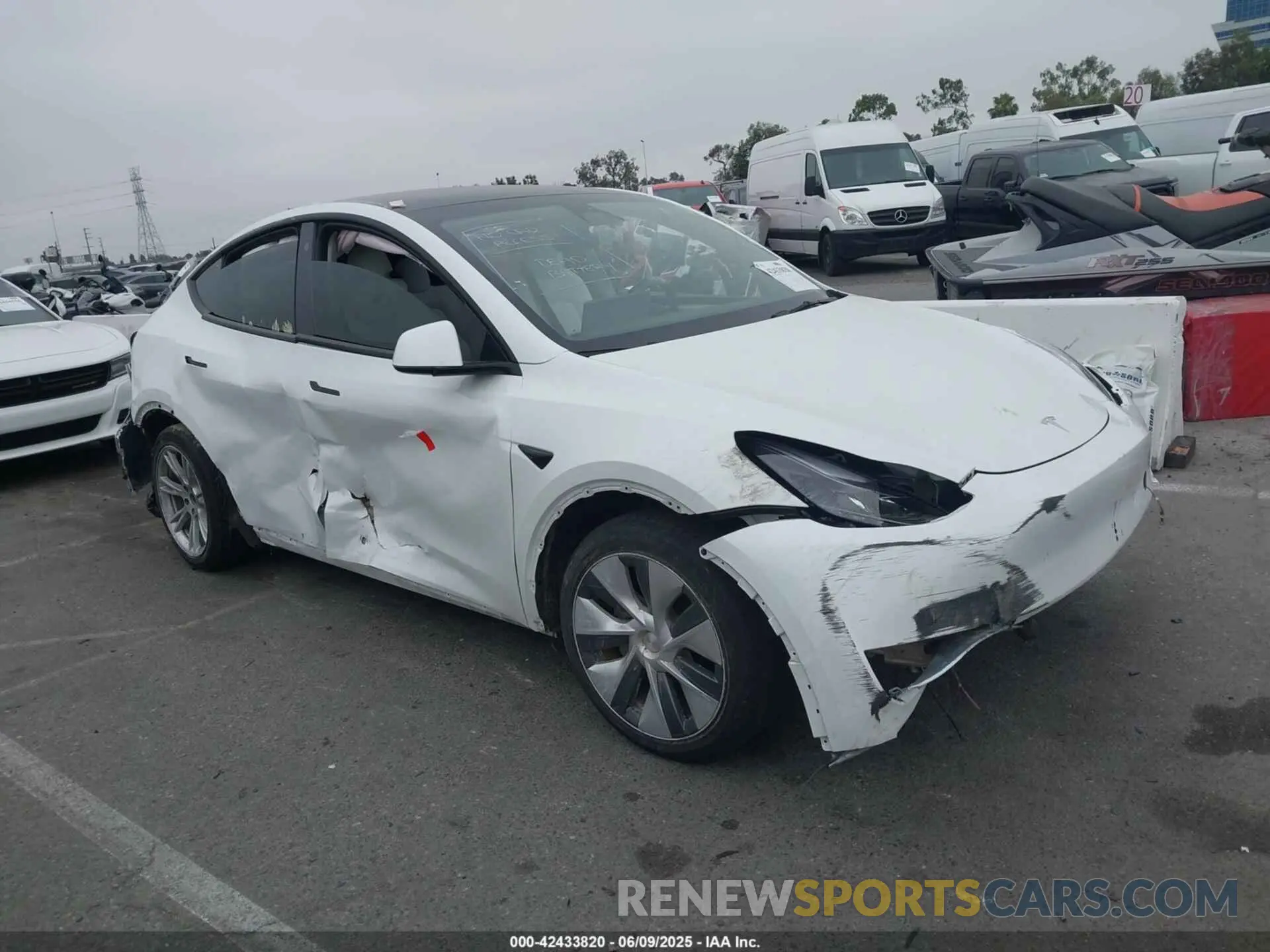 1 Photograph of a damaged car 7SAYGDEE5PF624272 TESLA MODEL Y 2023
