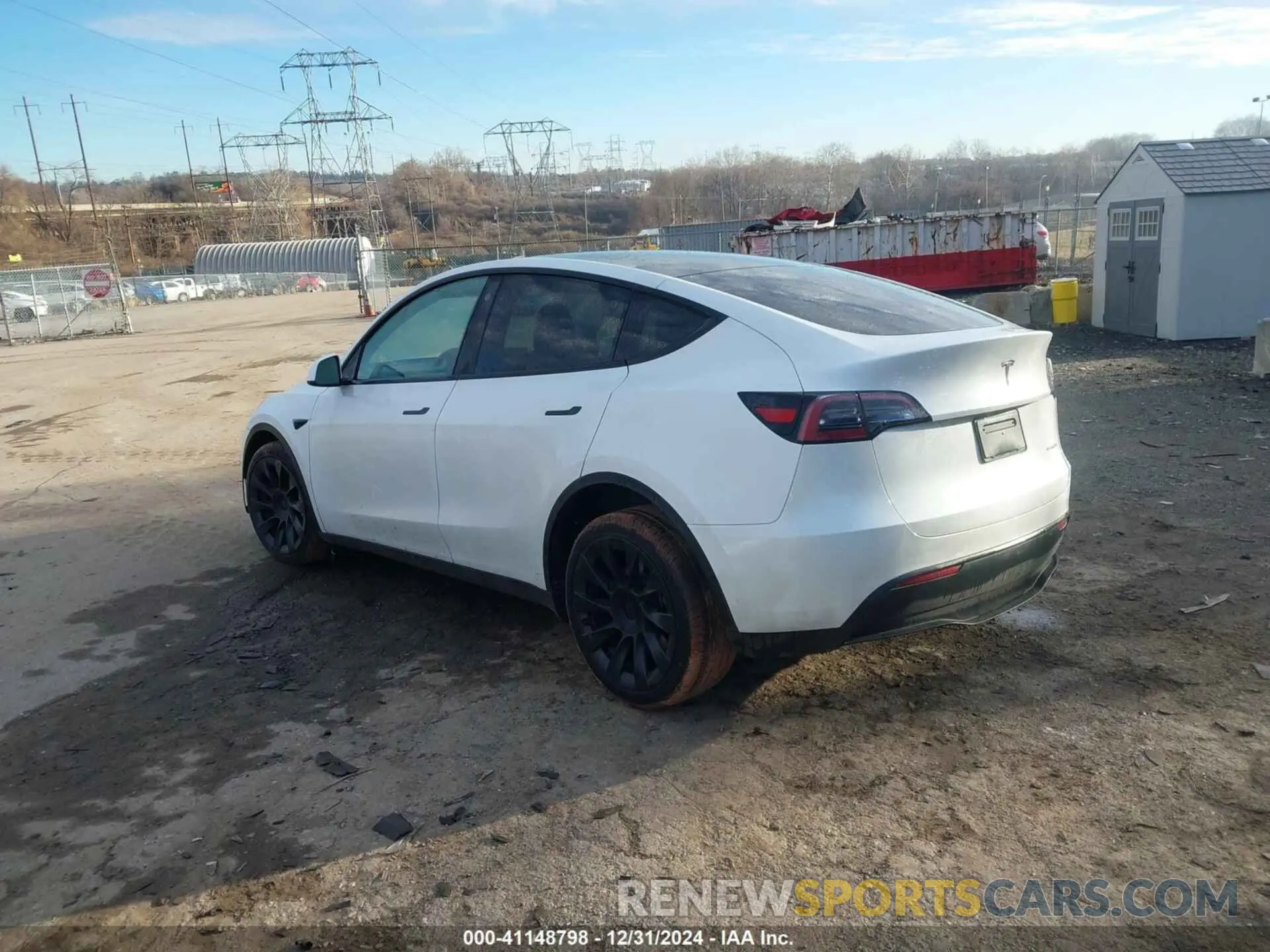 3 Photograph of a damaged car 7SAYGDEE5PF669907 TESLA MODEL Y 2023