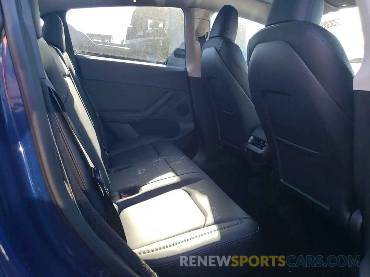 11 Photograph of a damaged car 7SAYGDEE5PF684908 TESLA MODEL Y 2023