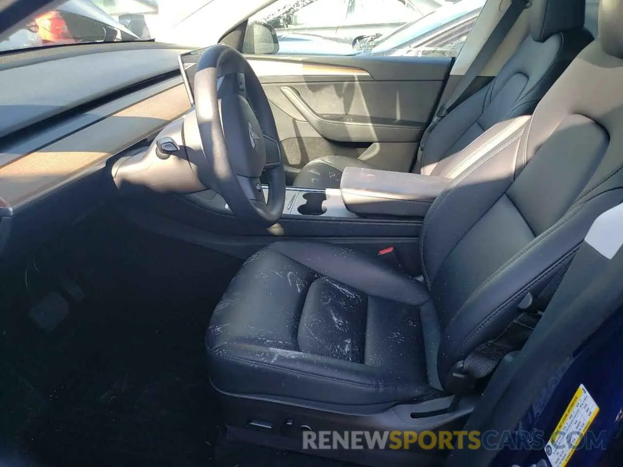 7 Photograph of a damaged car 7SAYGDEE5PF684908 TESLA MODEL Y 2023