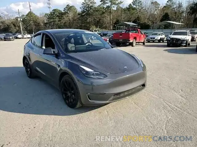 10 Photograph of a damaged car 7SAYGDEE5PF761194 TESLA MODEL Y 2023