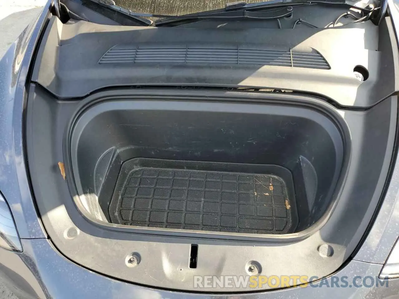 13 Photograph of a damaged car 7SAYGDEE5PF761194 TESLA MODEL Y 2023