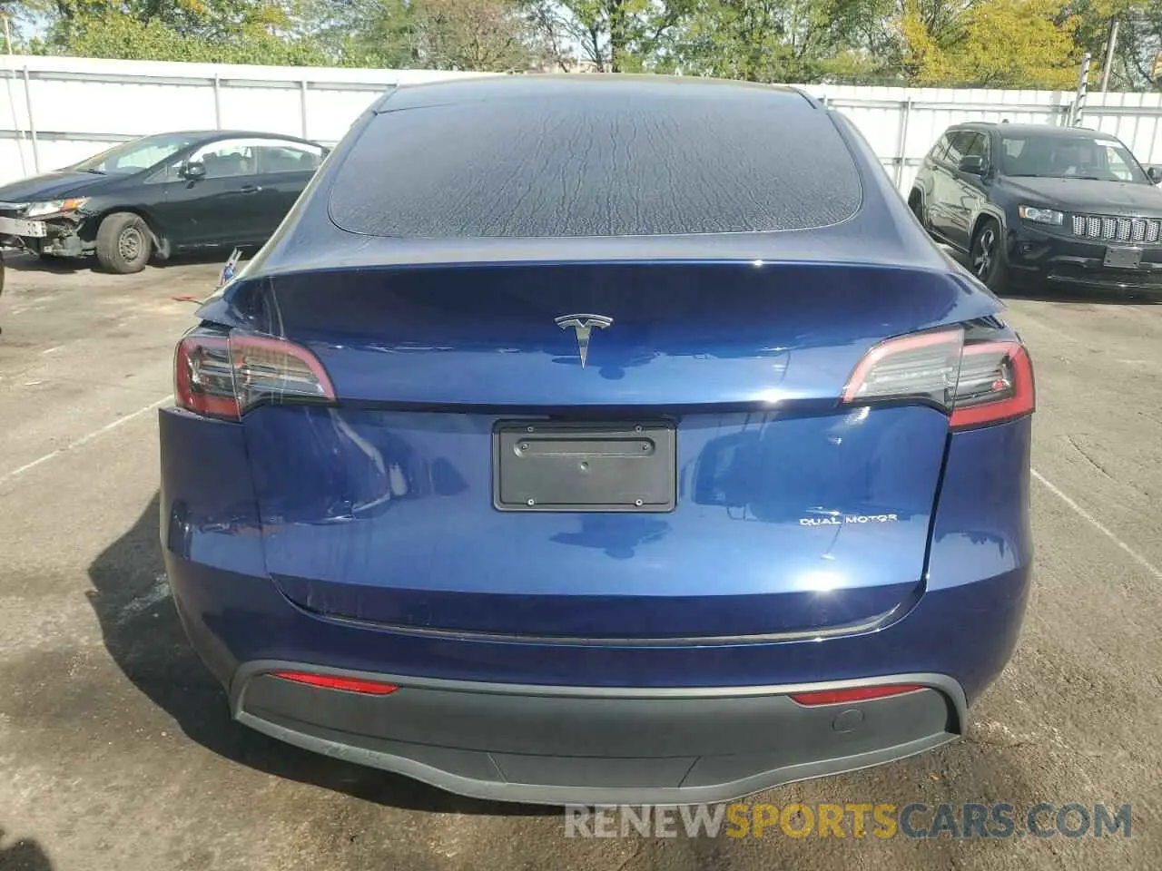 6 Photograph of a damaged car 7SAYGDEE5PF787049 TESLA MODEL Y 2023