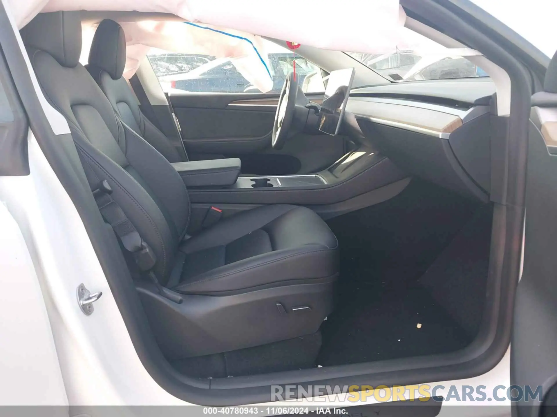 5 Фотография поврежденного автомобиля 7SAYGDEE5PF799248 TESLA MODEL Y 2023