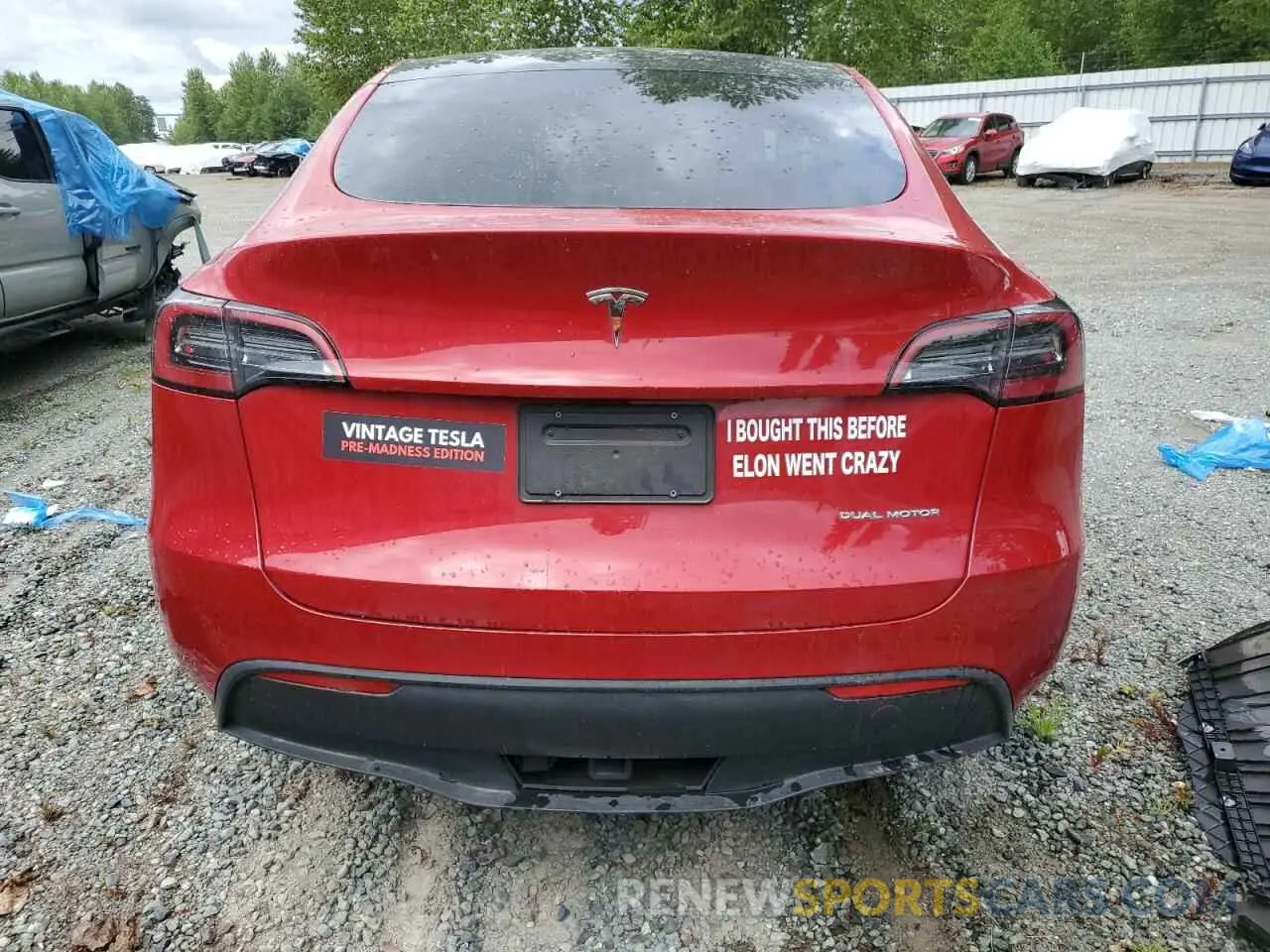 6 Photograph of a damaged car 7SAYGDEE5PF809146 TESLA MODEL Y 2023