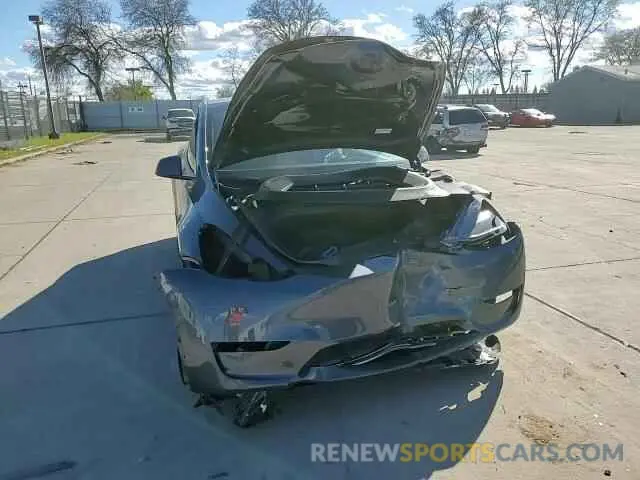 10 Photograph of a damaged car 7SAYGDEE5PF851803 TESLA MODEL Y 2023