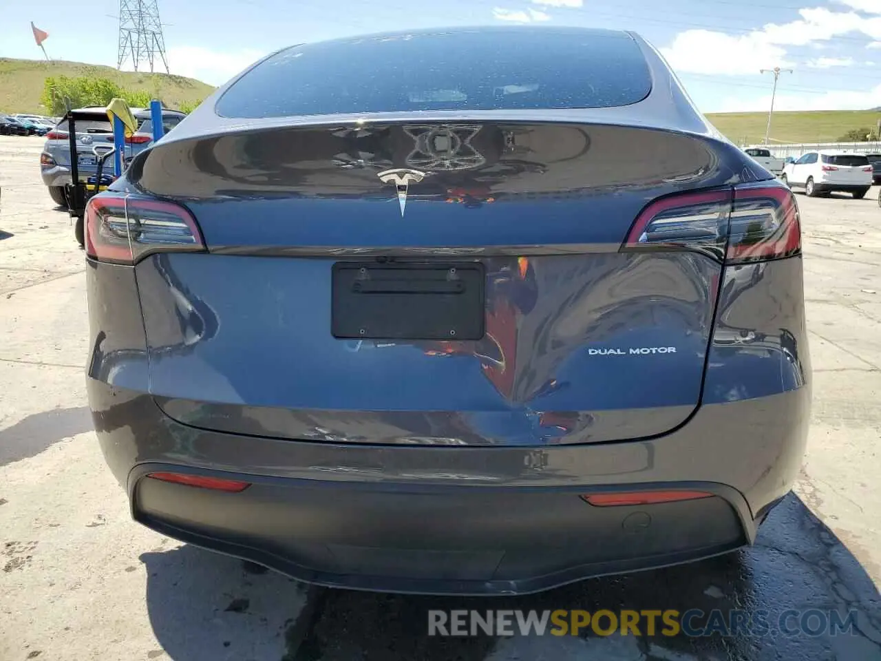 6 Фотография поврежденного автомобиля 7SAYGDEE5PF892335 TESLA MODEL Y 2023