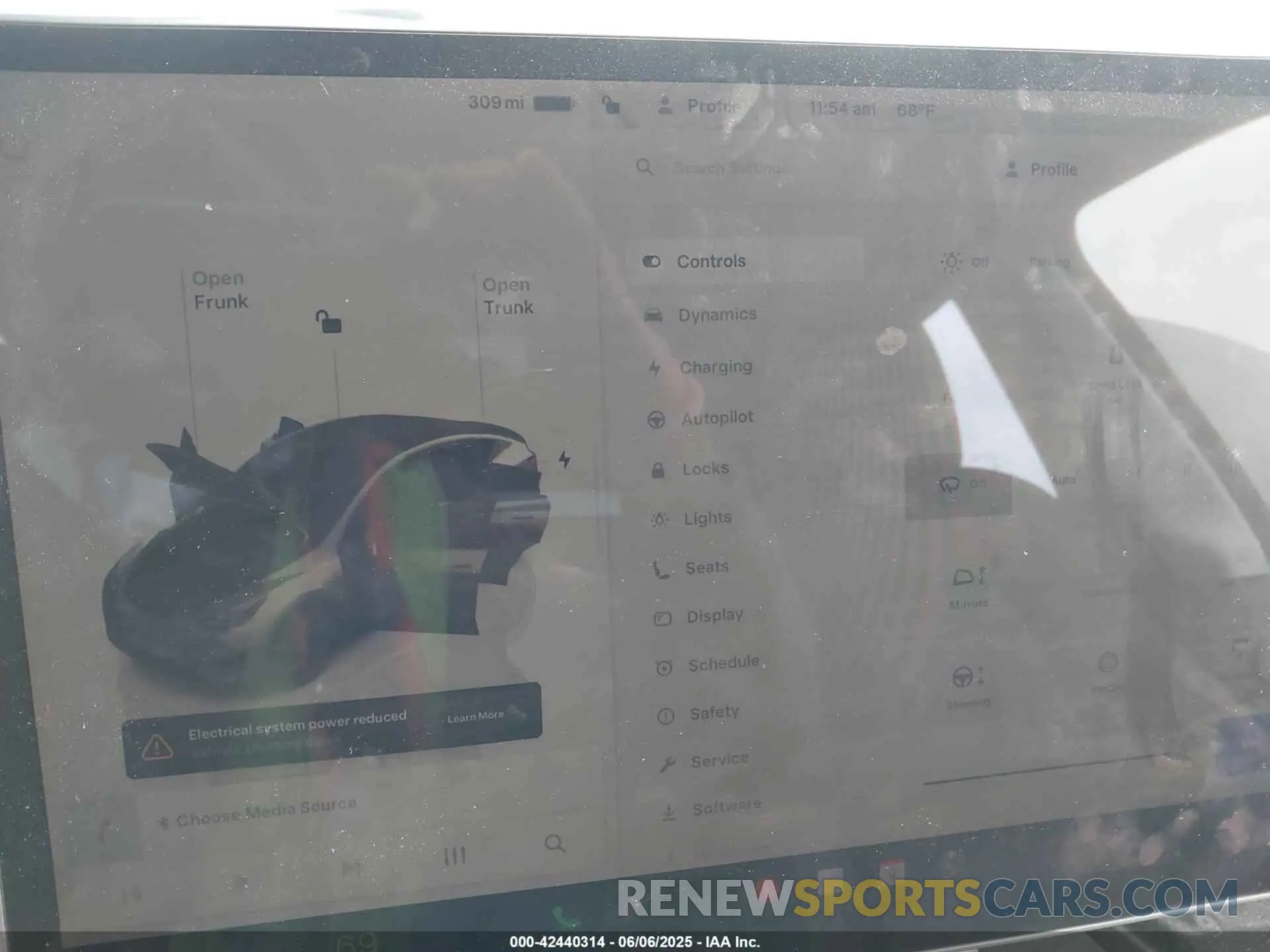 17 Photograph of a damaged car 7SAYGDEE5PF916715 TESLA MODEL Y 2023